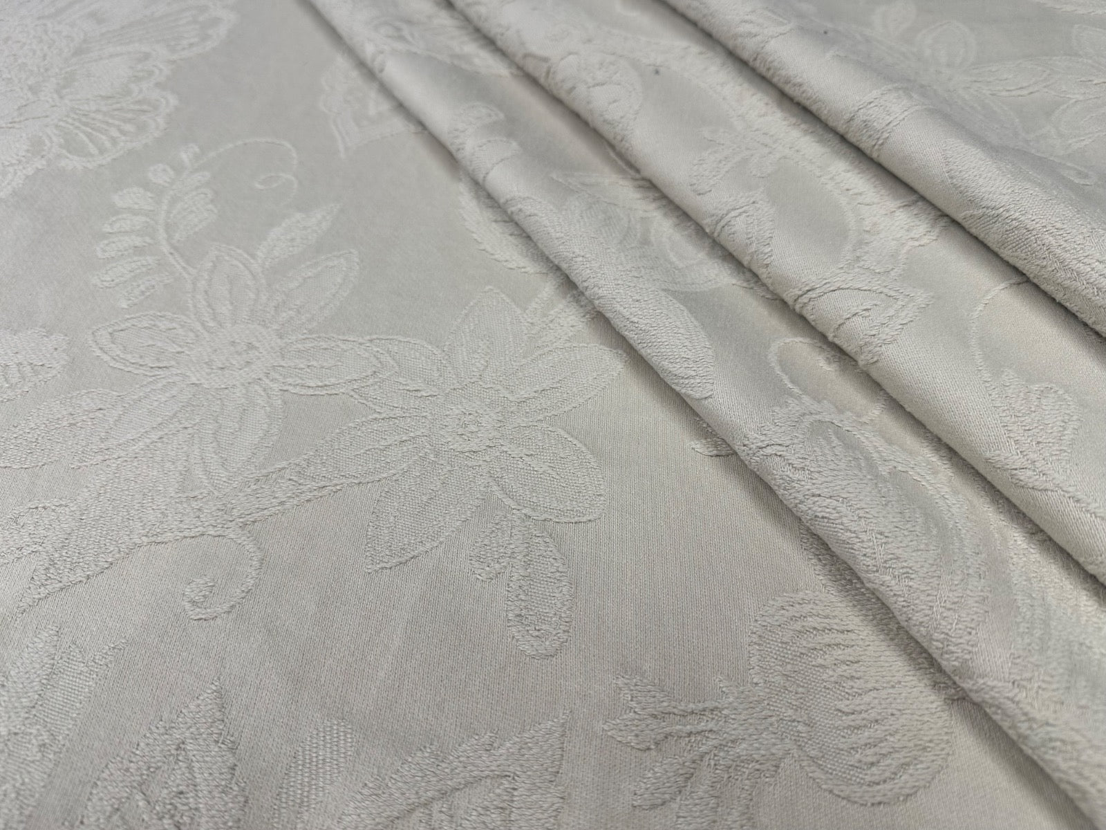 G64 Shabby Dehli Putty