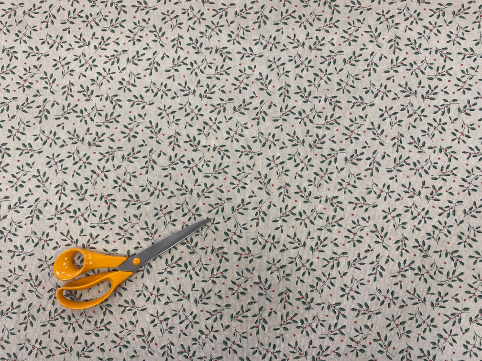 Christmas Holly Sprigs T510