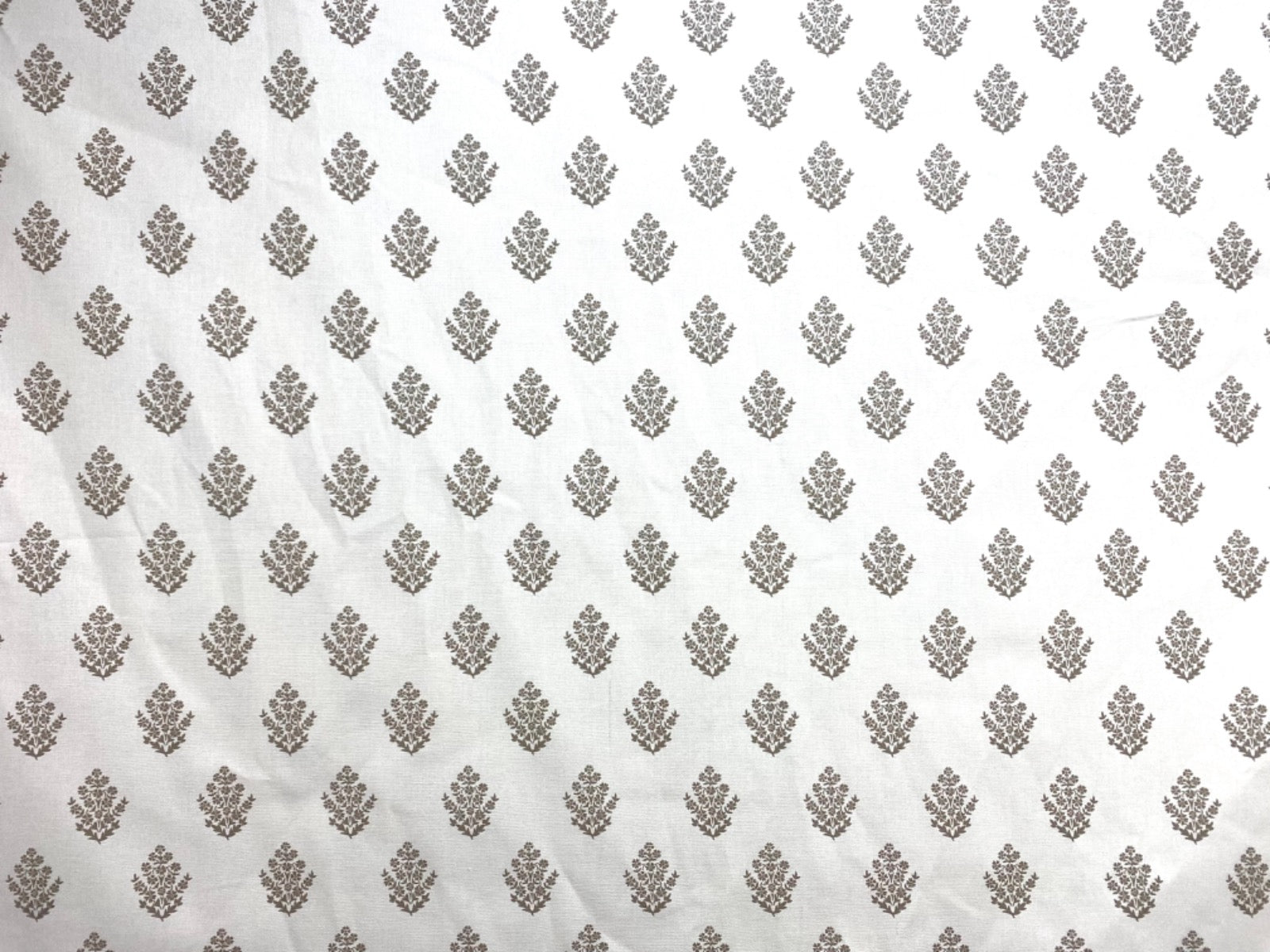 S238 Vintage Posy Natural