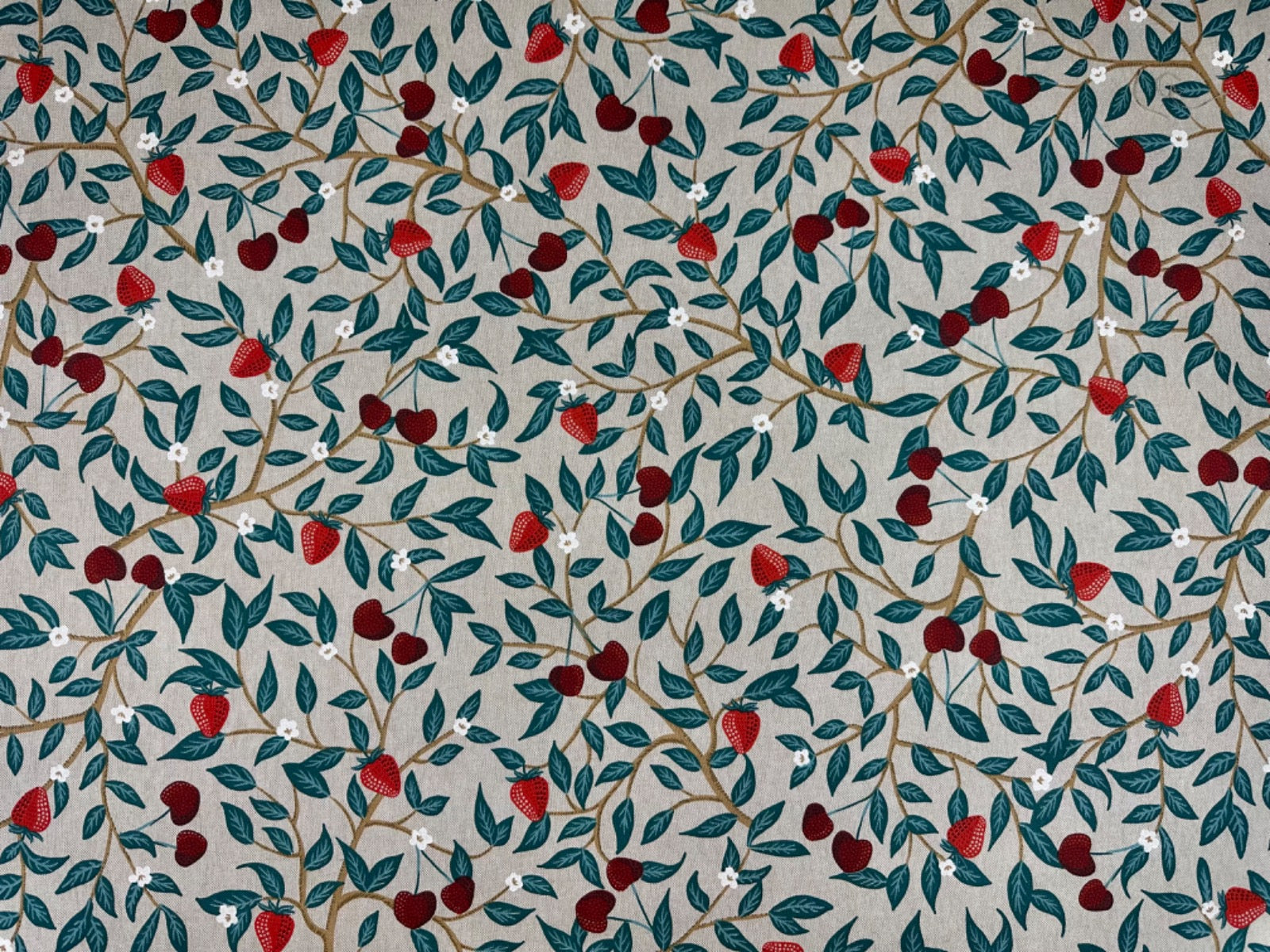 T553 Strawberry Bush Linen