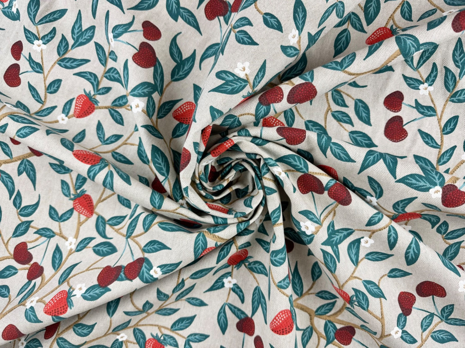 T553 Strawberry Bush Linen