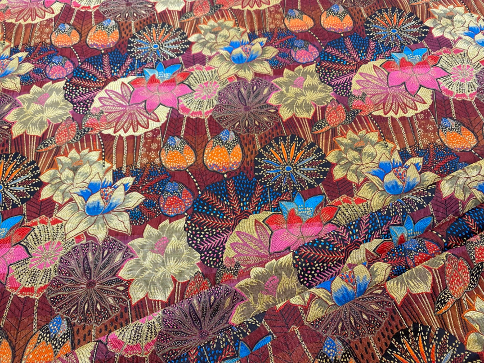 H383 Sunset Floral Tapestry Spice
