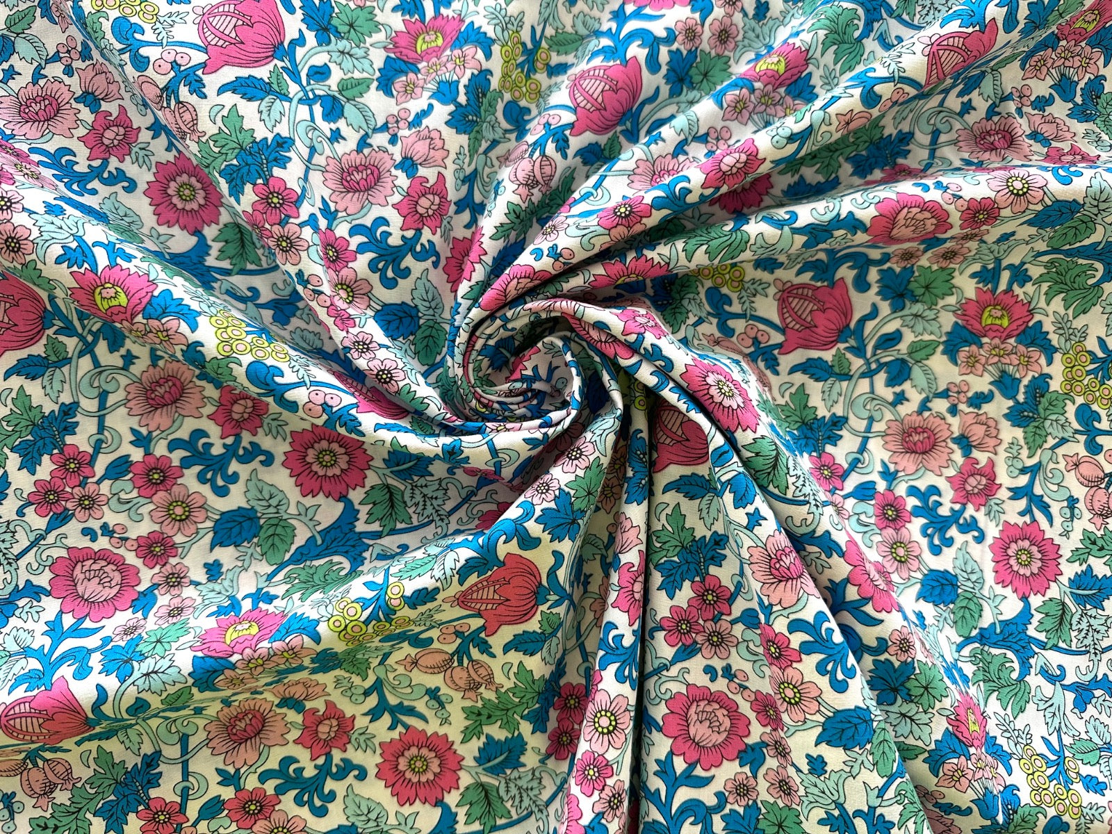 Tex Ex 2893 Eclectic Garden Summer