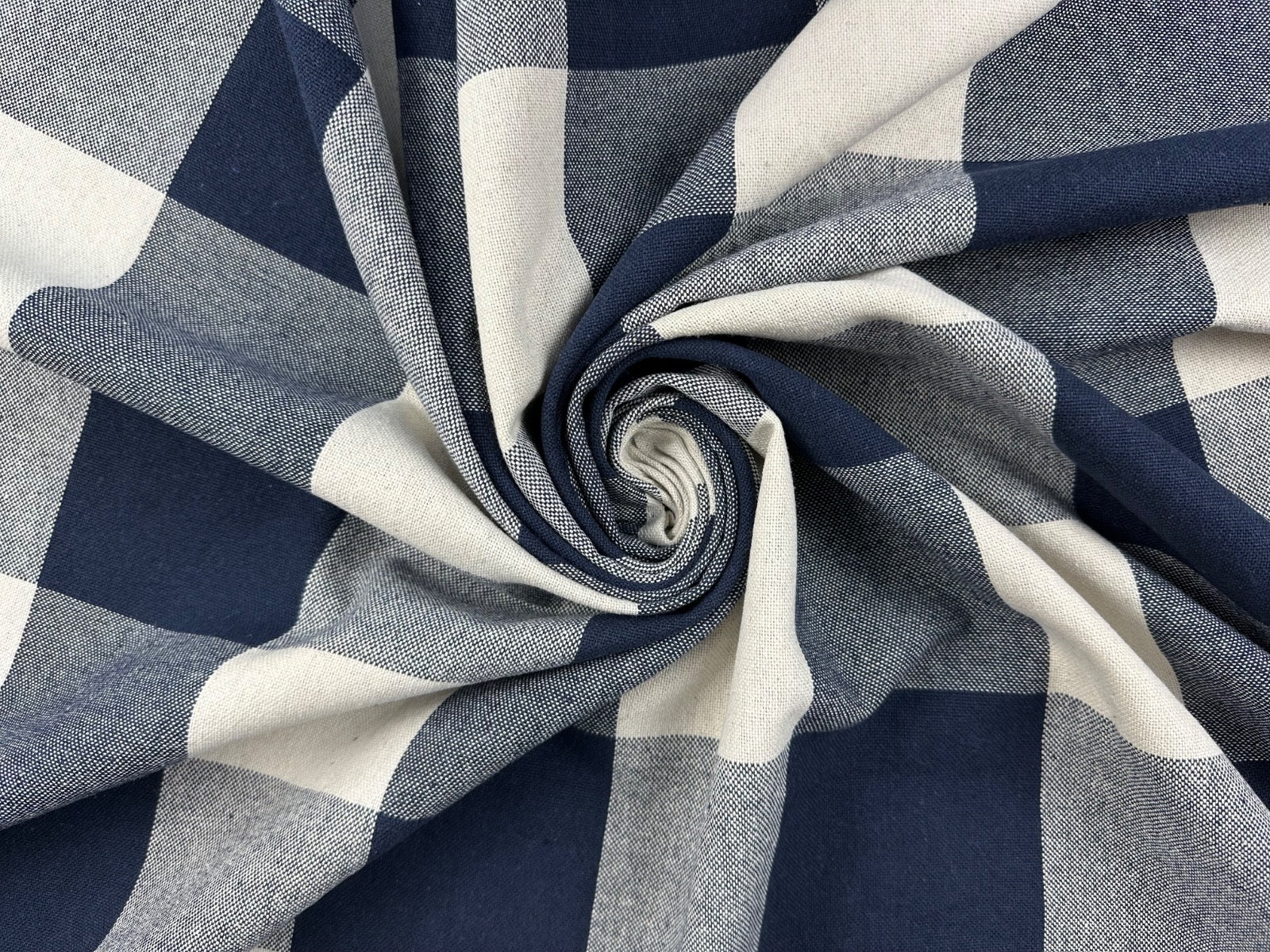 H394 Rustic Giant Gingham Navy