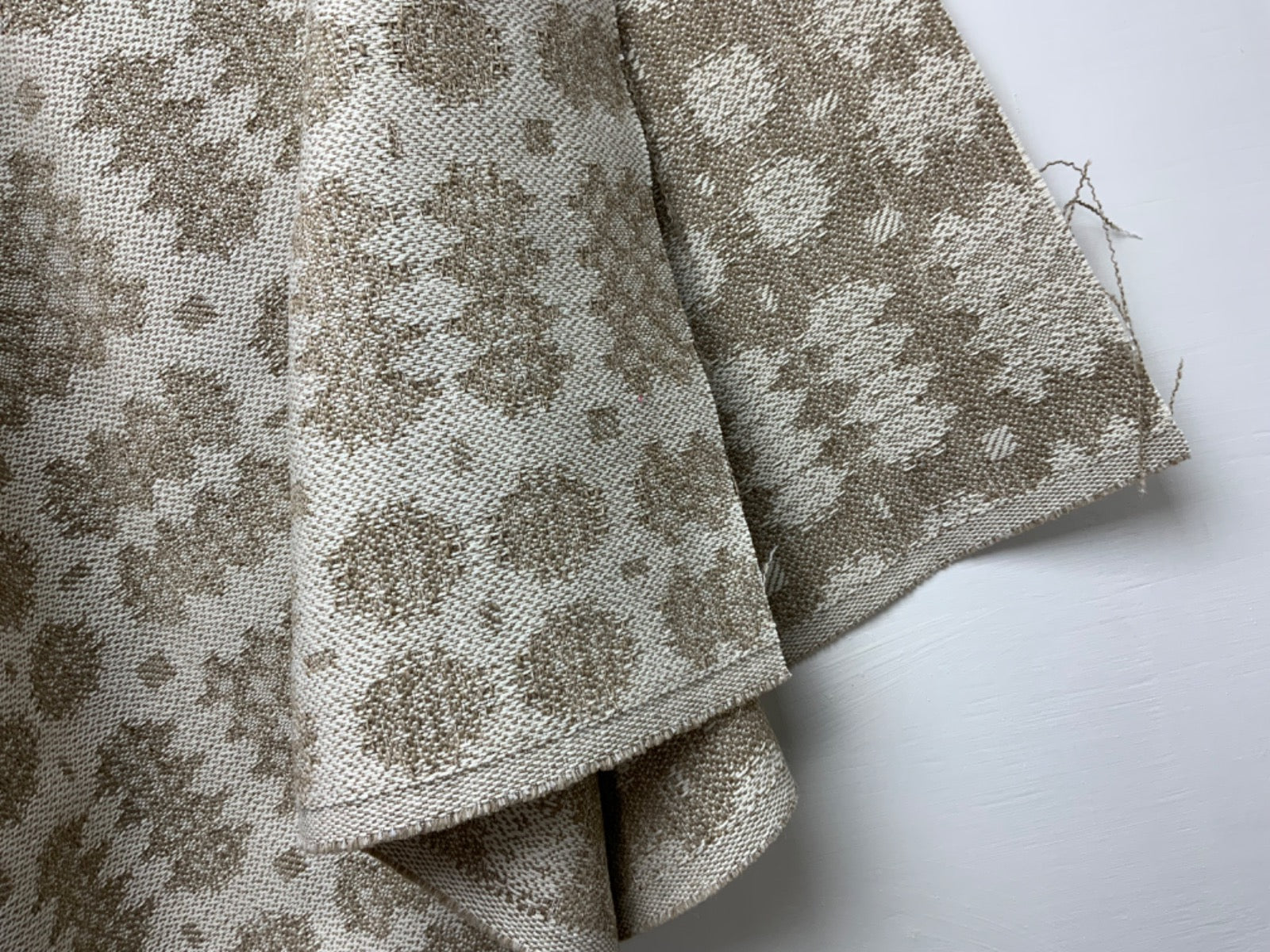 Cadair Welsh Blanket Rustic Weave Natural S271