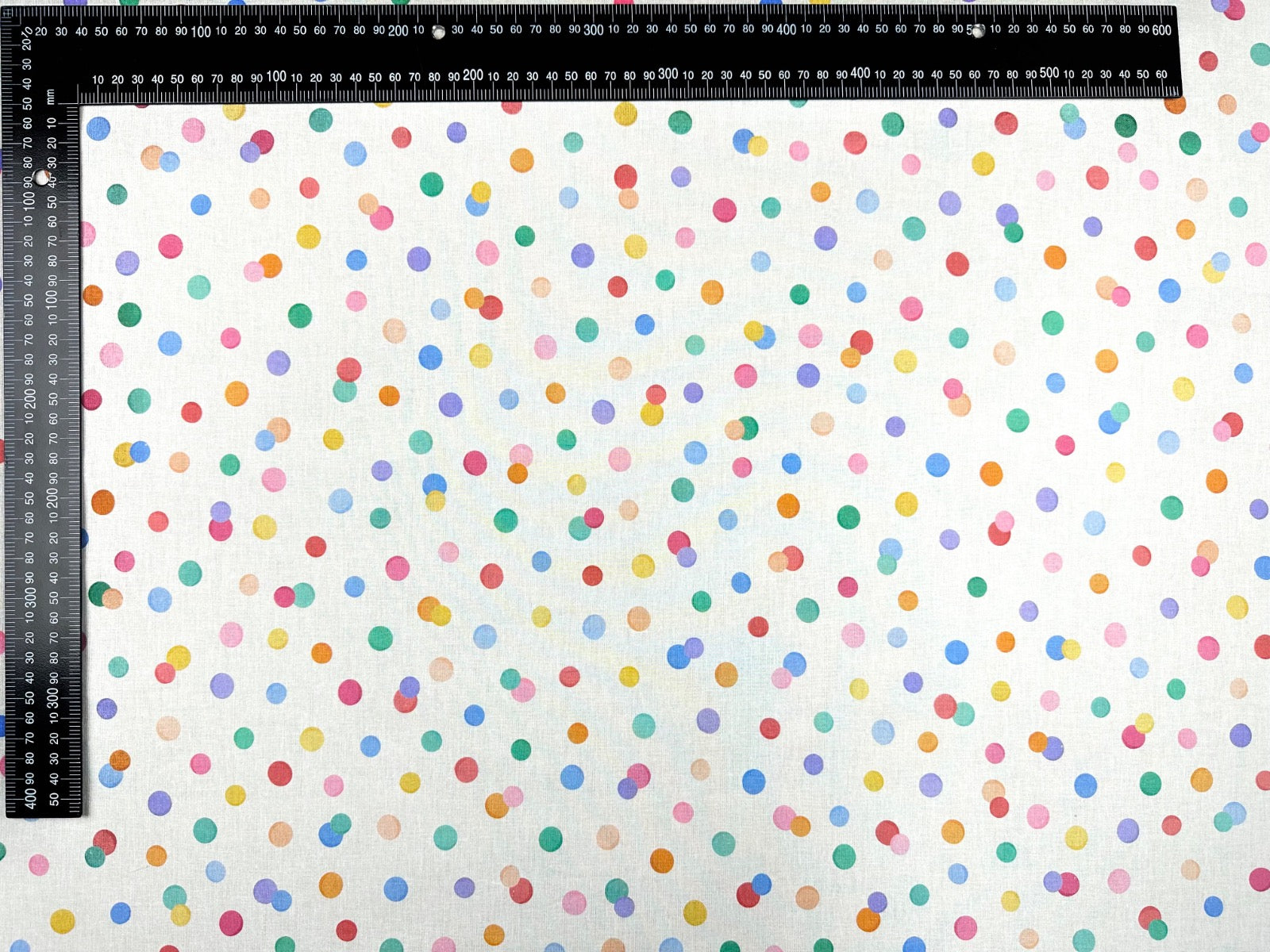 T556 Rainbow Spots Multi