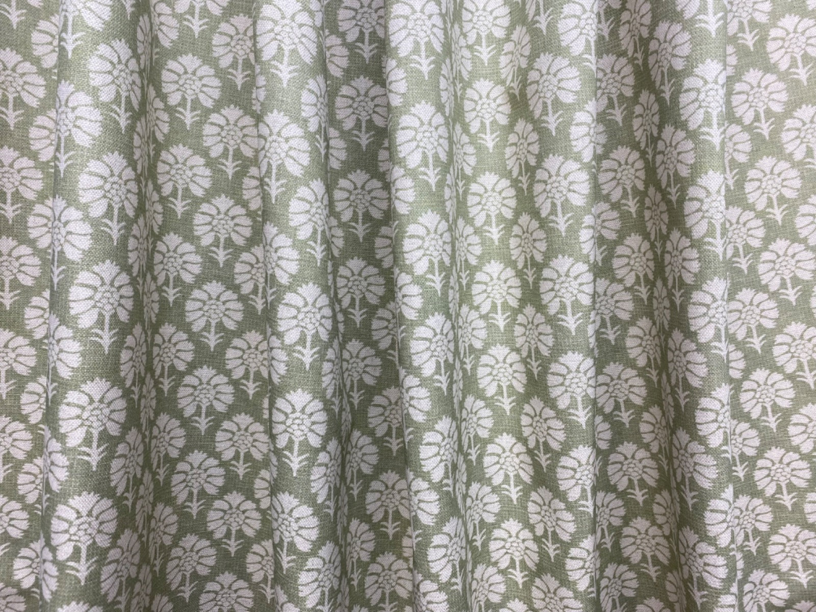 S277 Gracie Floral Stamp Greenery