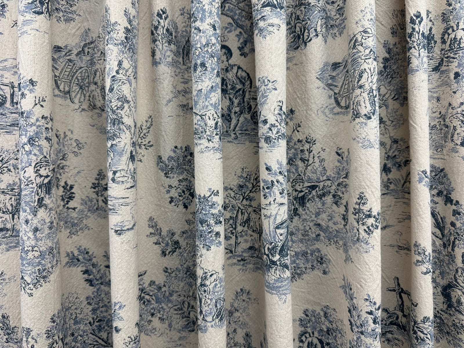 Rustic Toile Navy H412