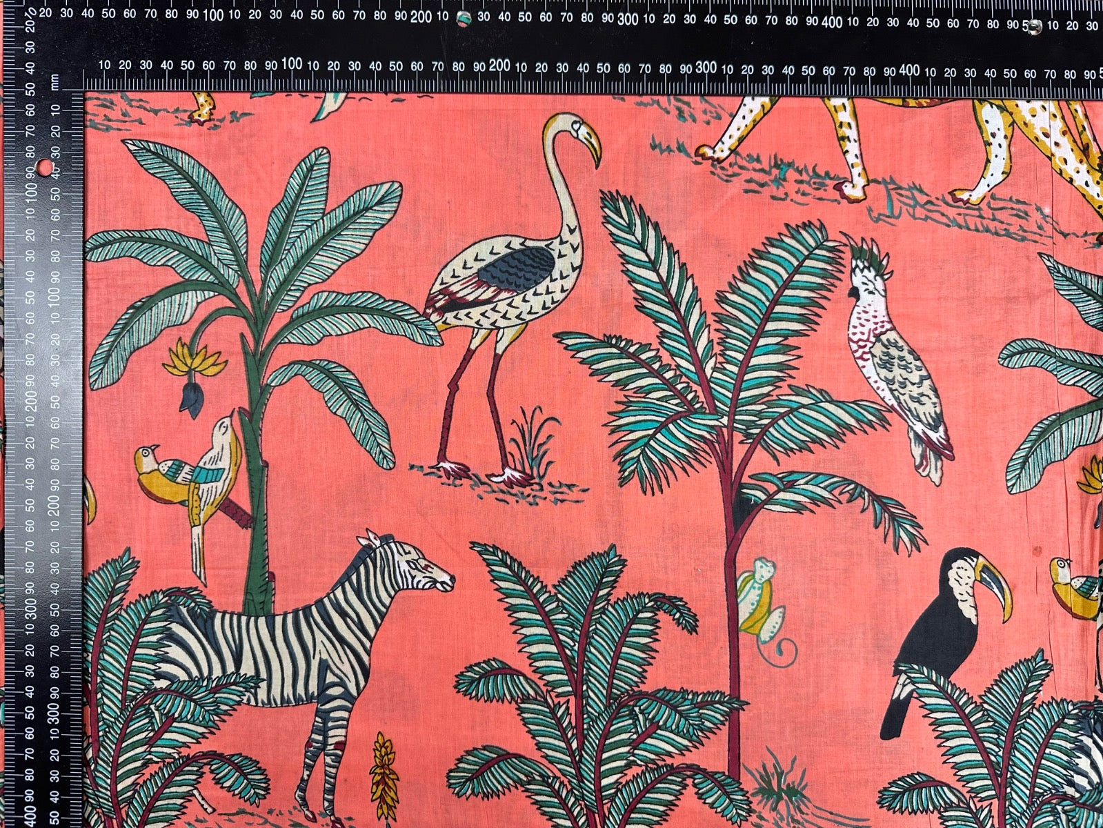 H404 Animal Jungle Coral Cotton