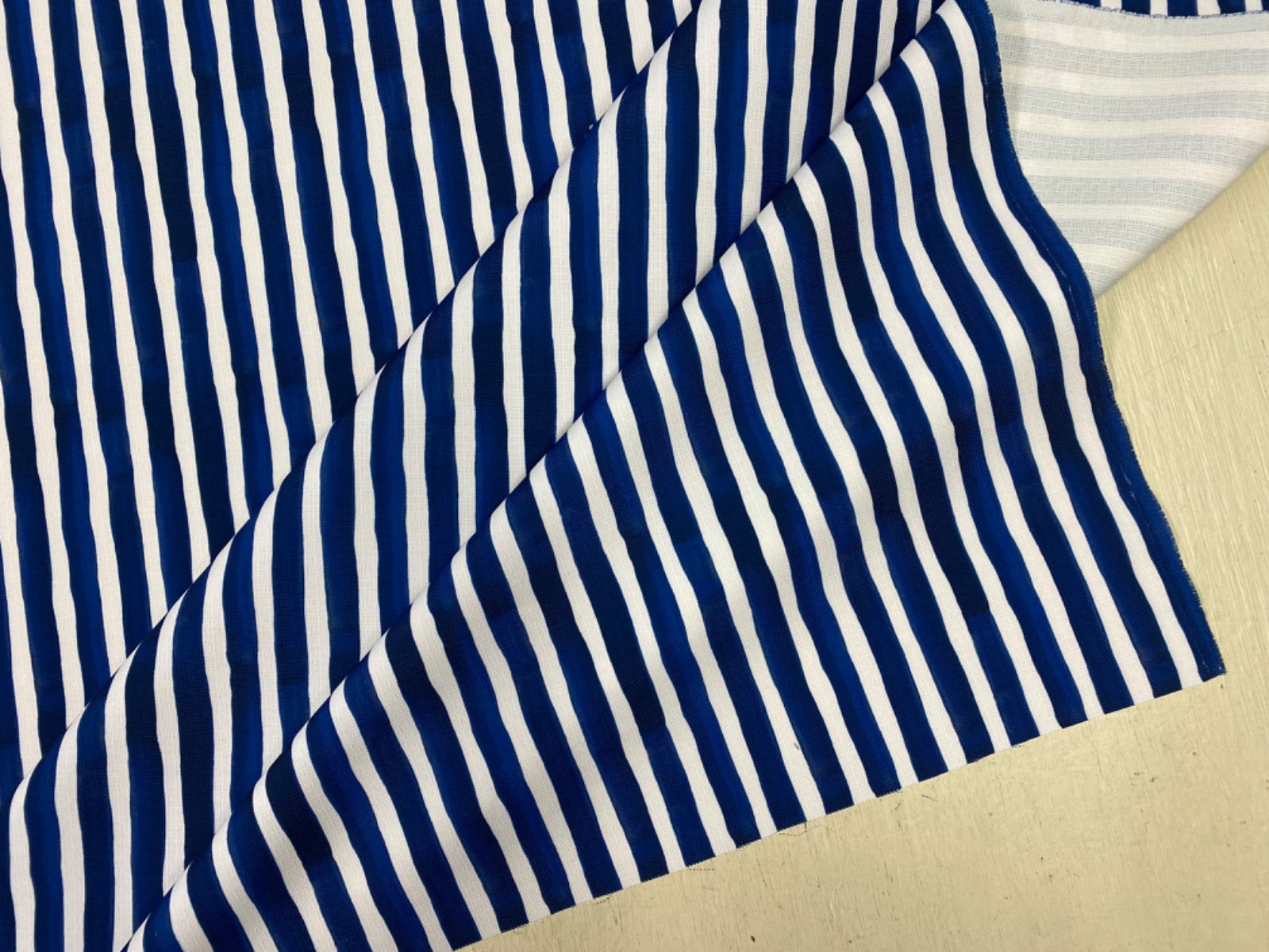 H393 Biarritz Waterproof Stripe Blue