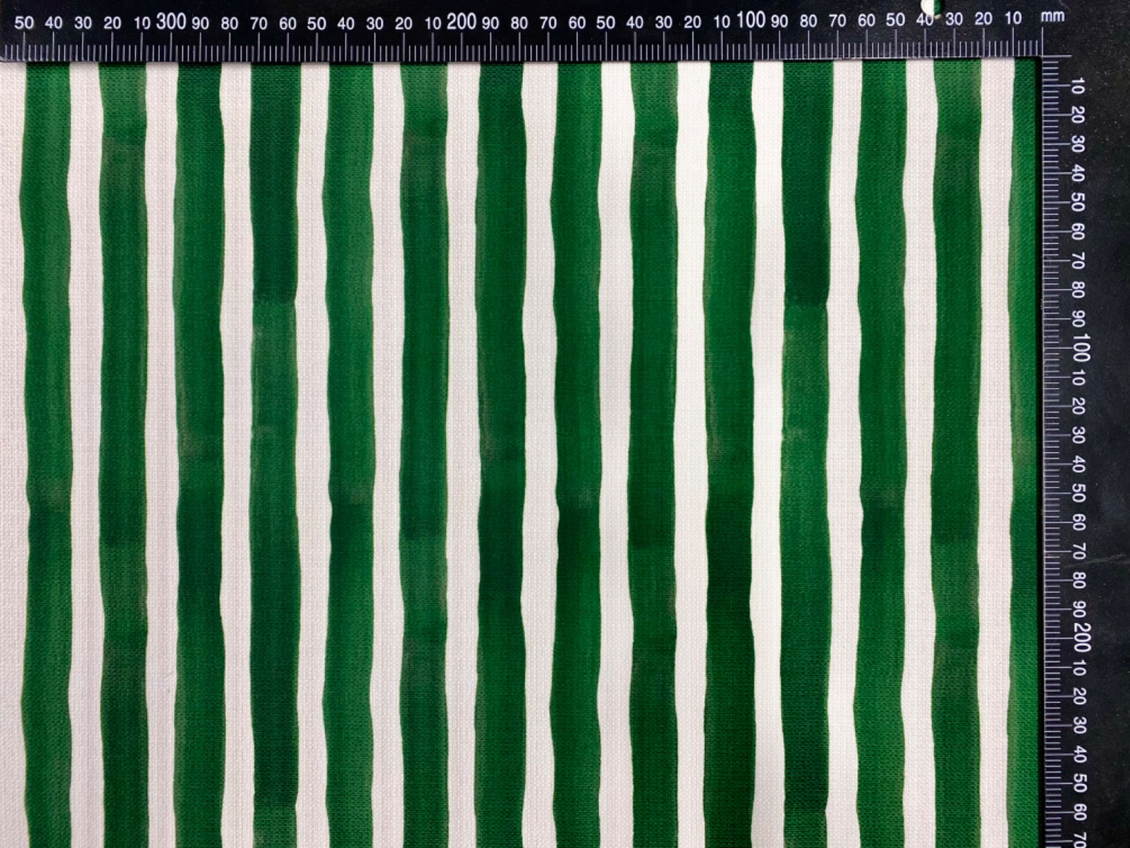 H392 Biarritz Waterproof Stripe Green