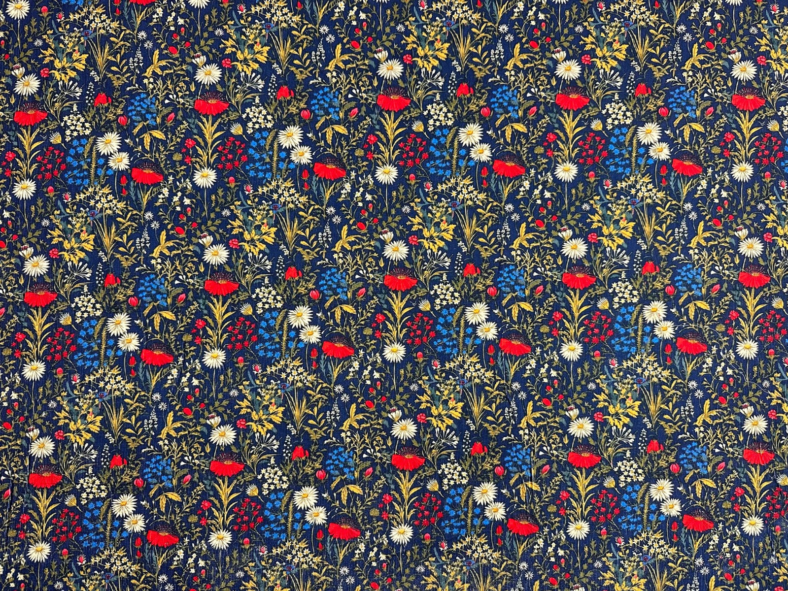 I522 Wild Meadow Needlecord Navy