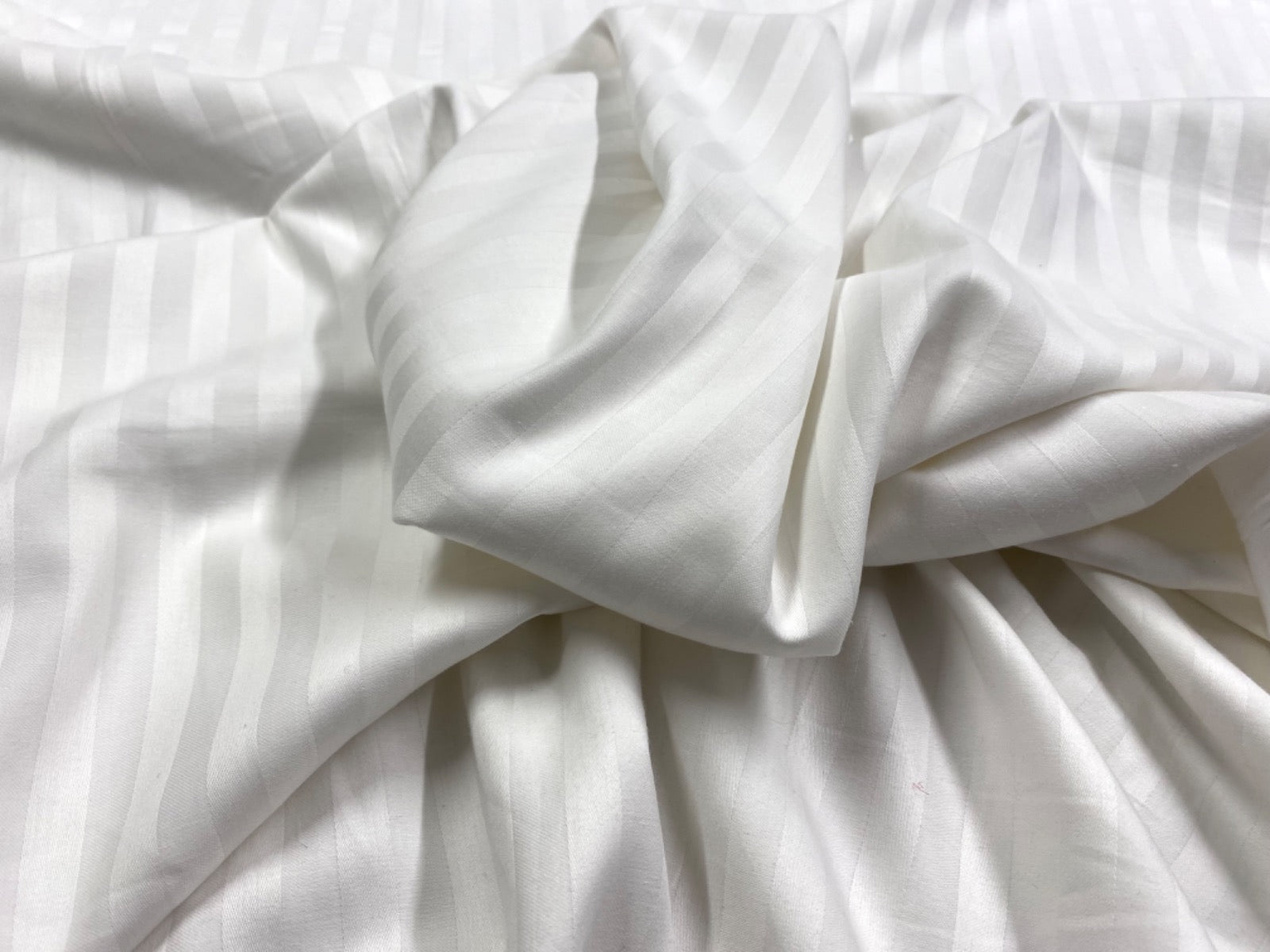 Luxury stripe cotton sheeting 300cm wide