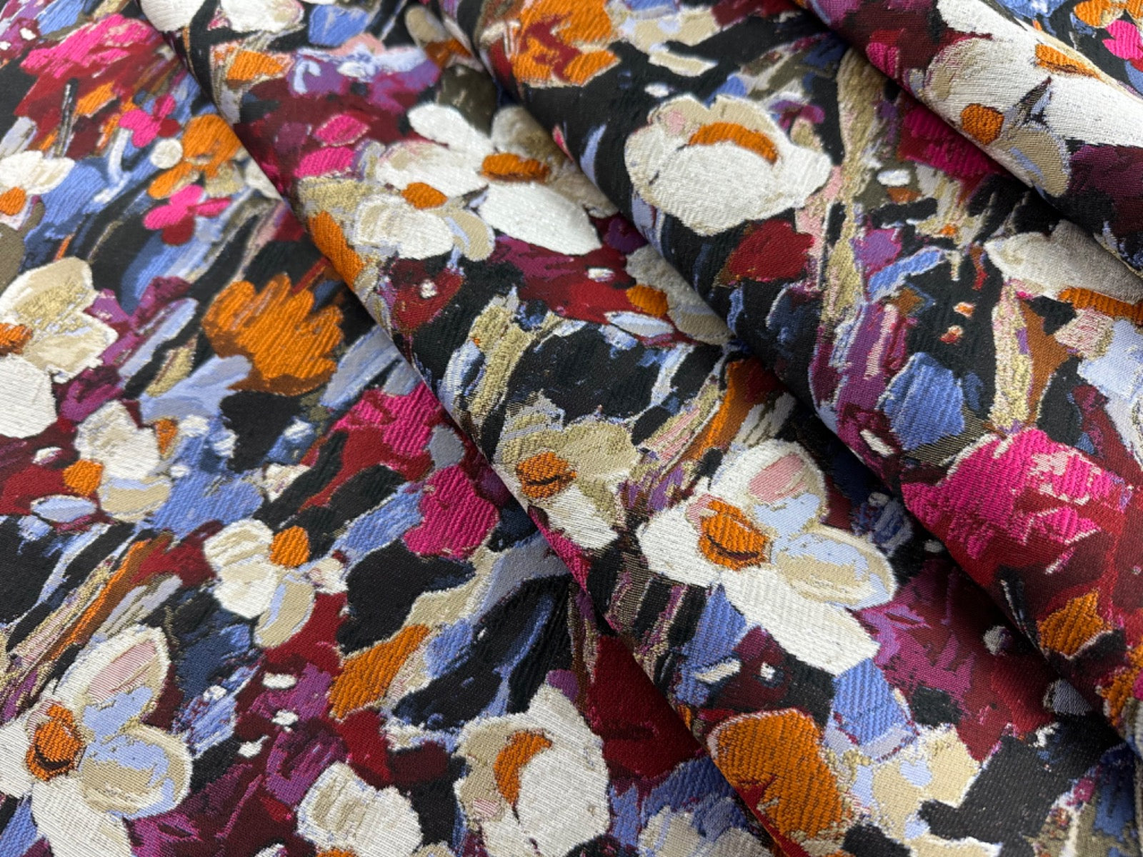 i515 Impressionist Garden Multi Jacquard