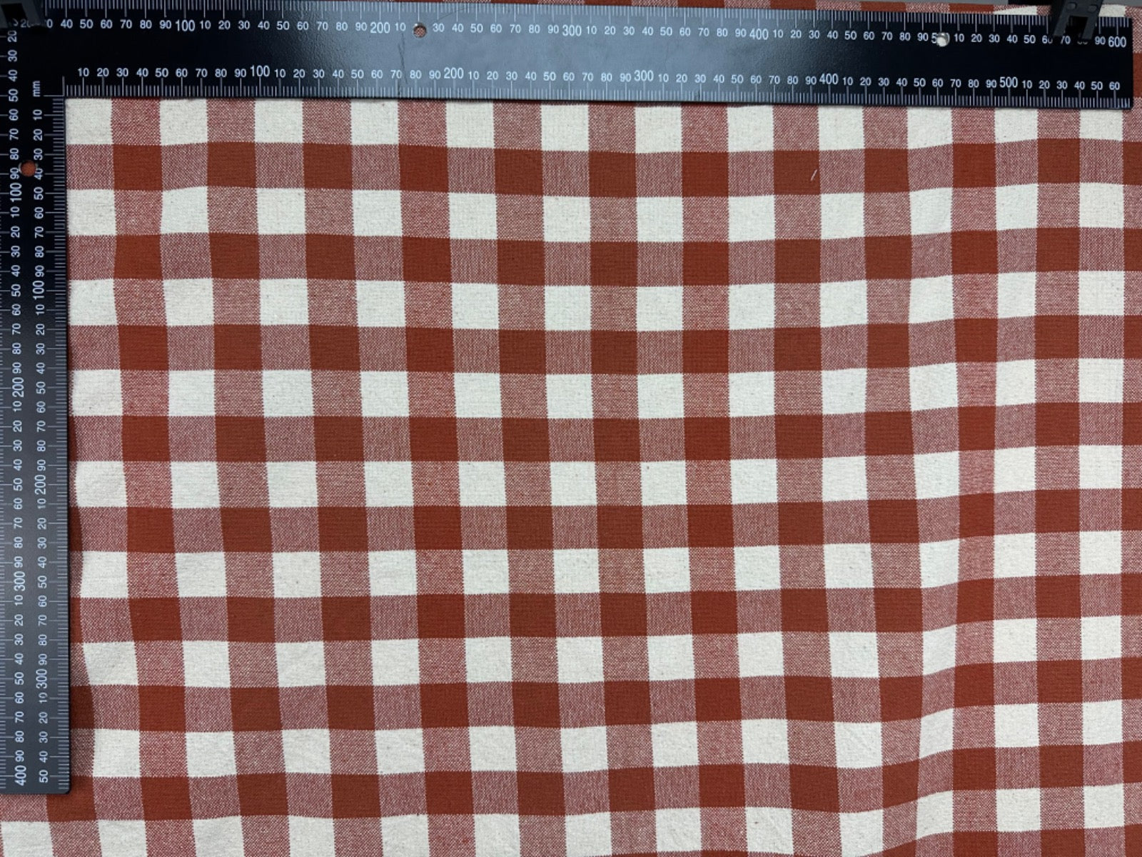 H356 Rustic Chunky Gingham Rust