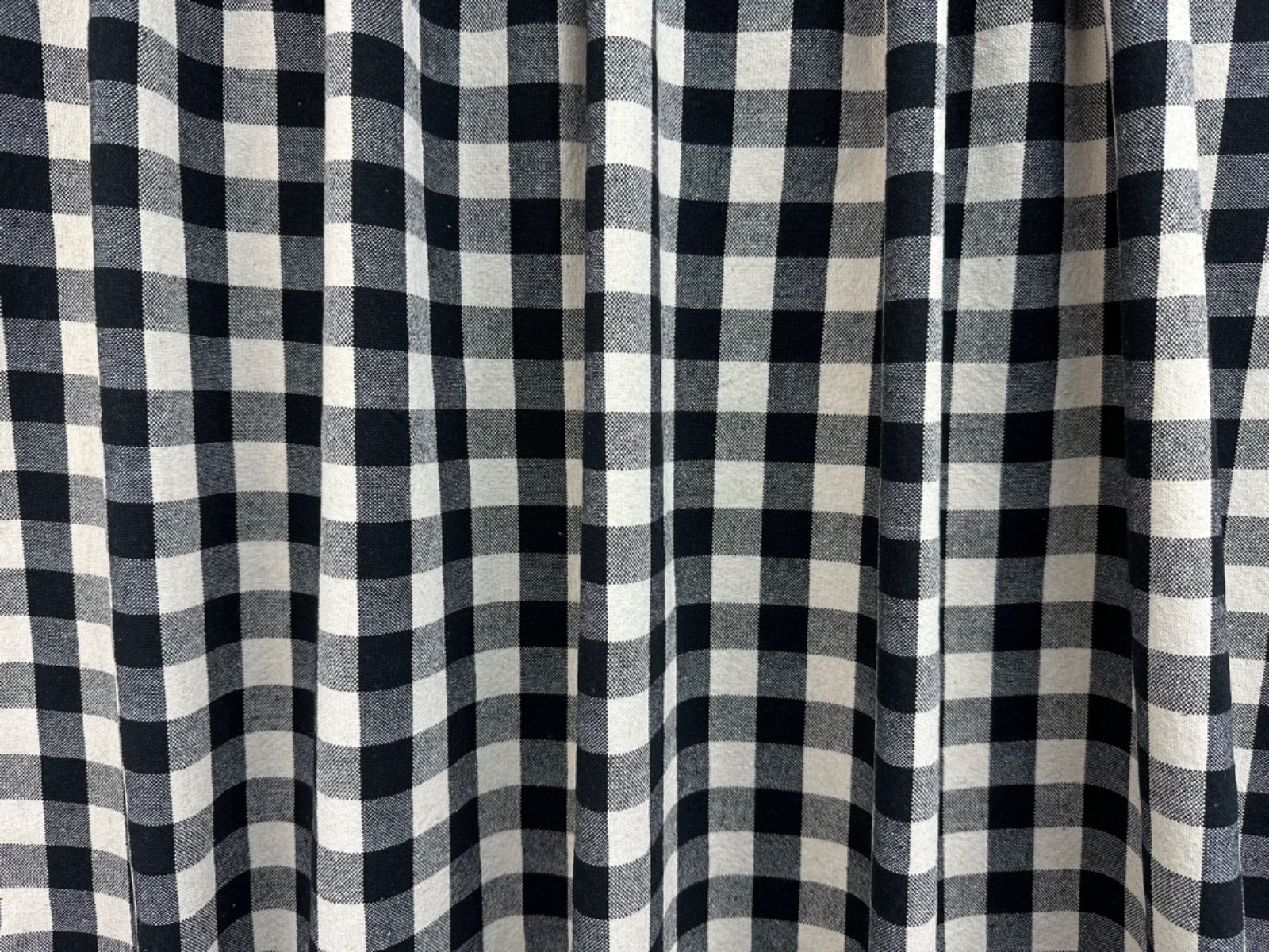 H360 Rustic Chunky Gingham Black