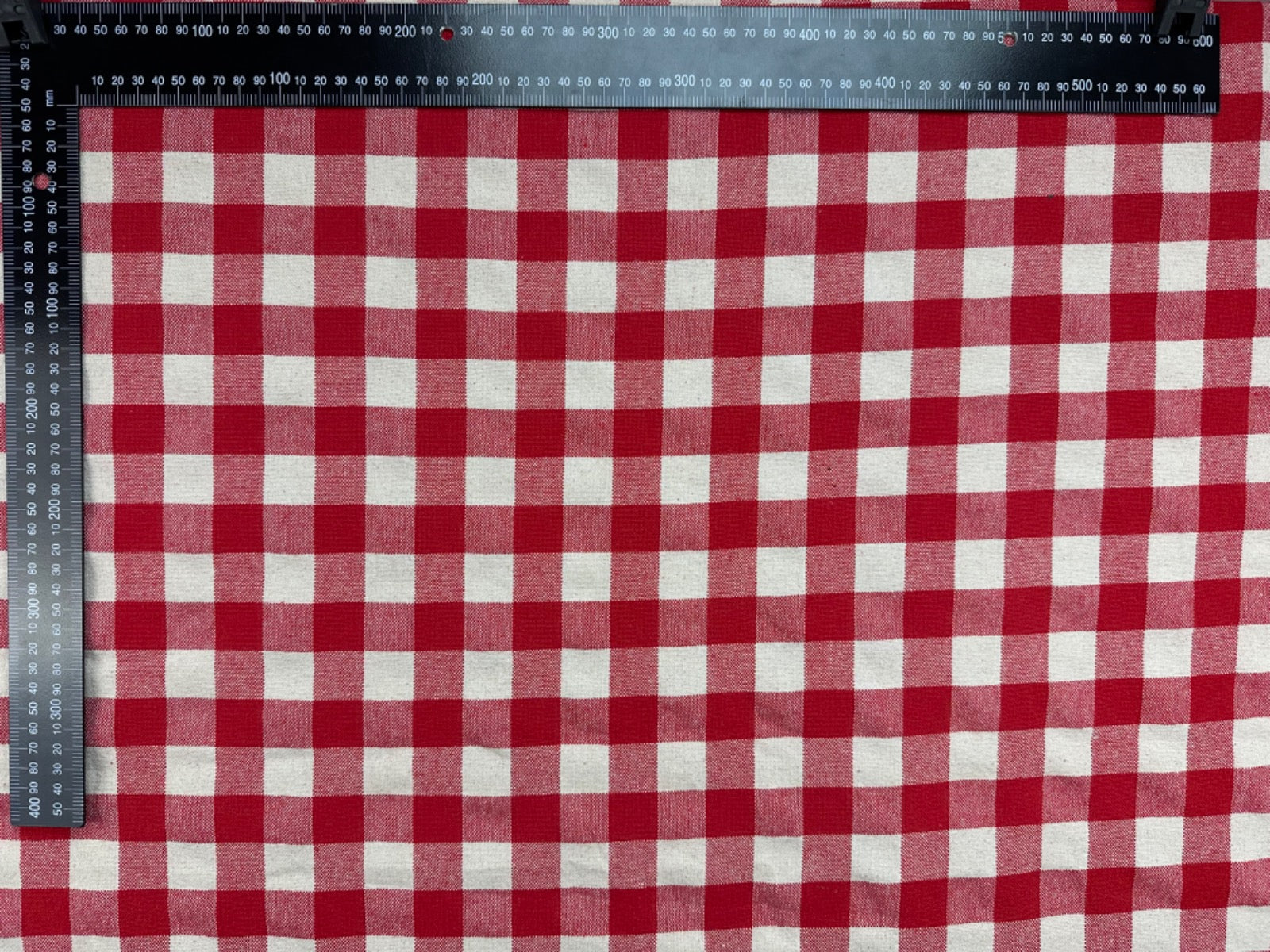 H359 Rustic Chunky Gingham Red