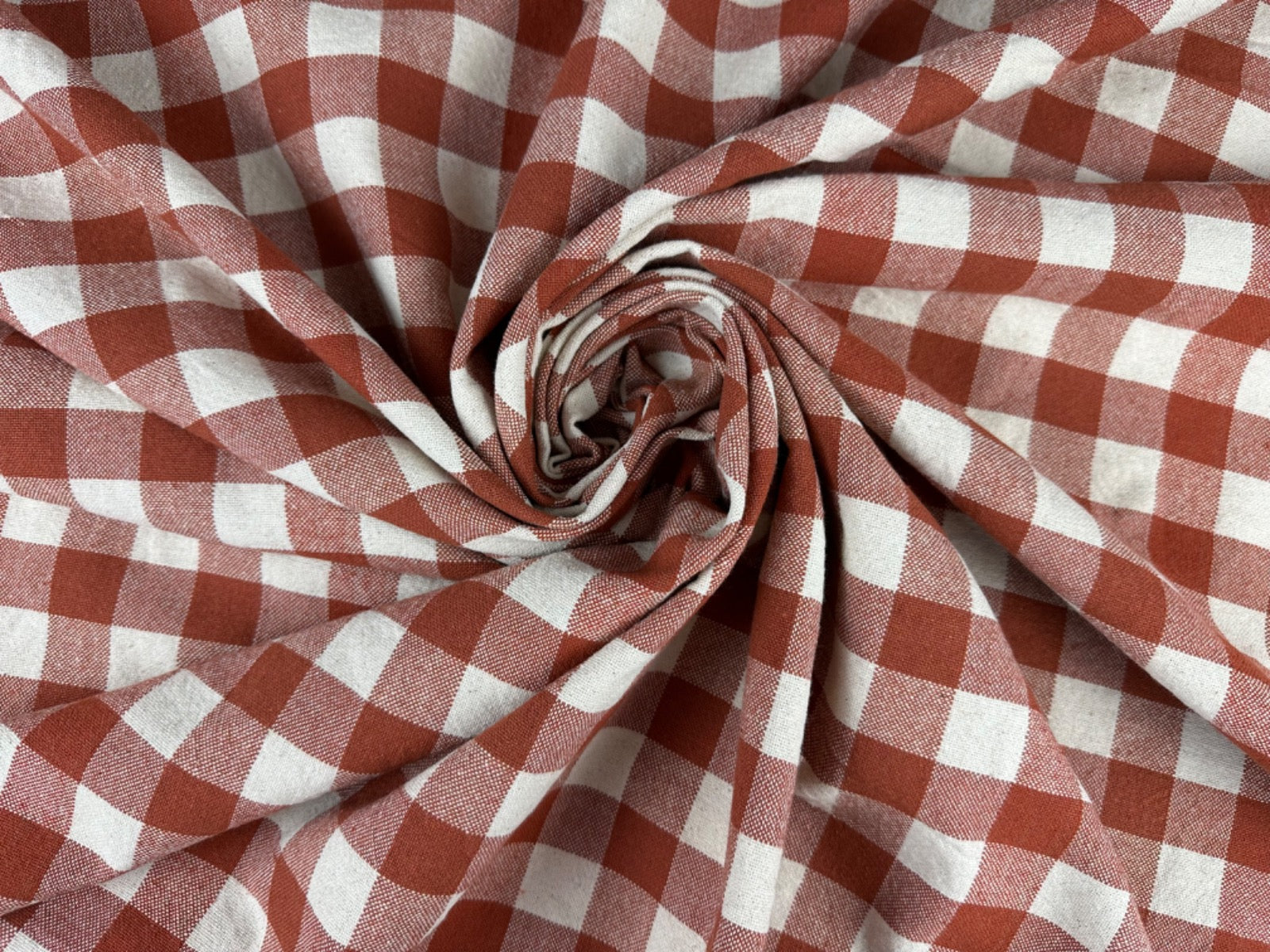 H356 Rustic Chunky Gingham Rust