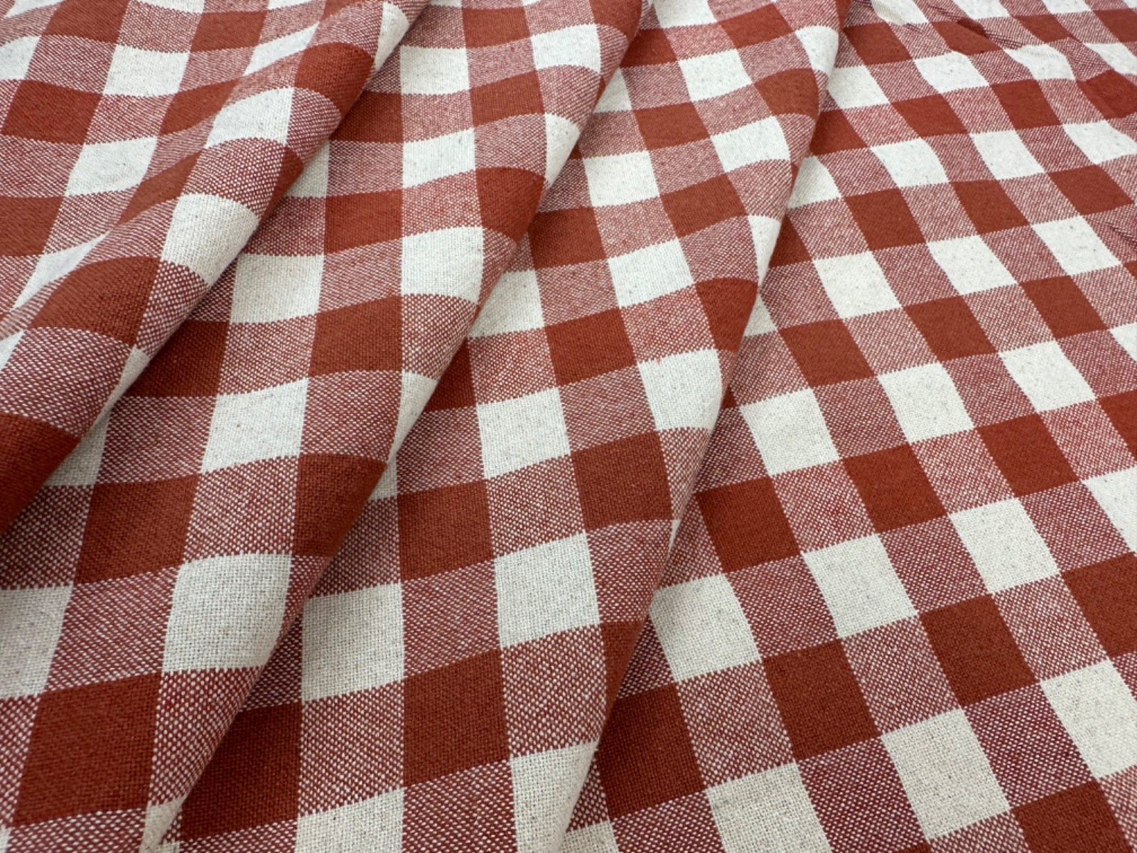 H356 Rustic Chunky Gingham Rust