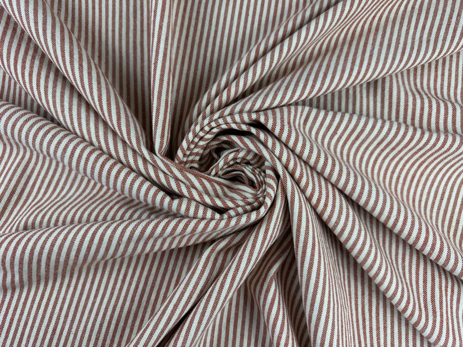 H362 Rustic Pierre Stripe