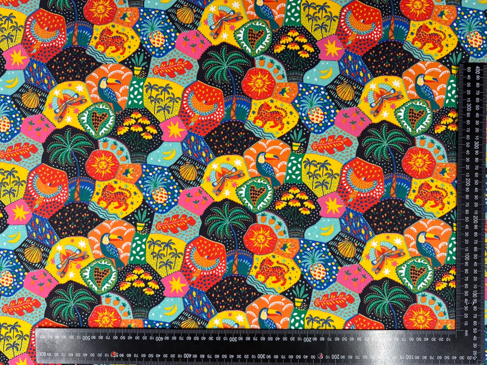 H372 Solar Patchwork Noir