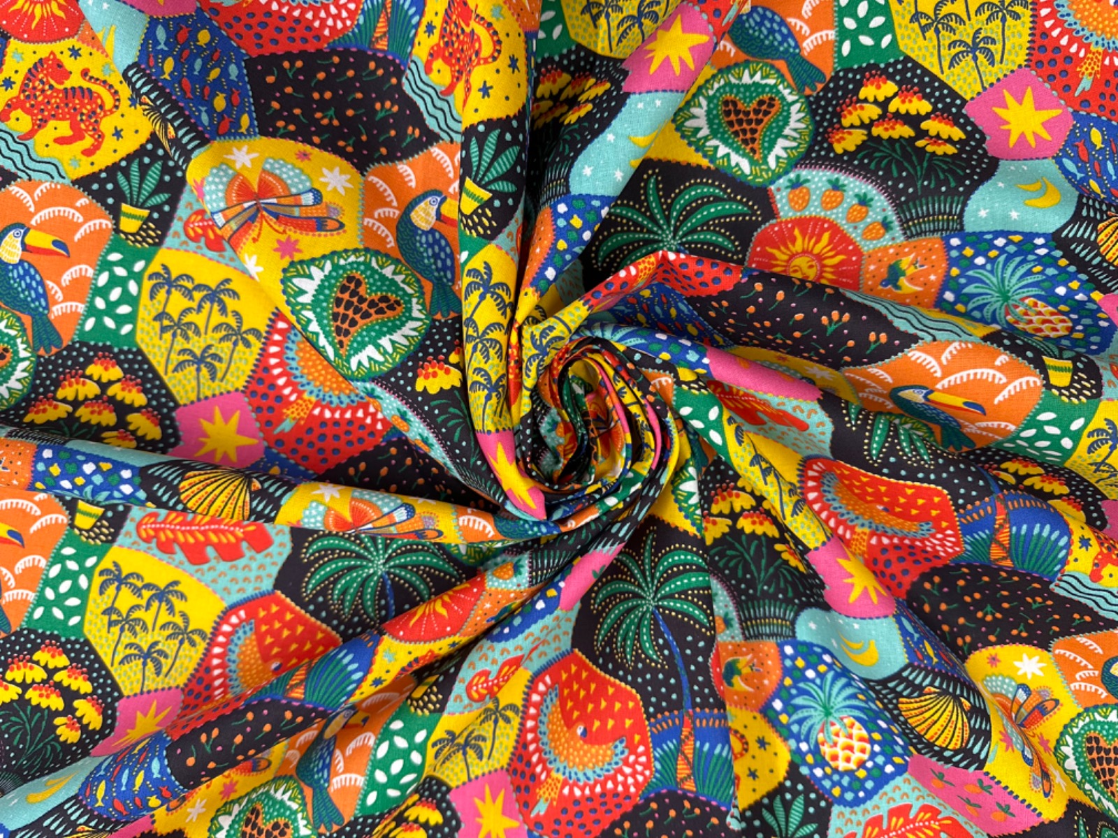 H372 Solar Patchwork Noir