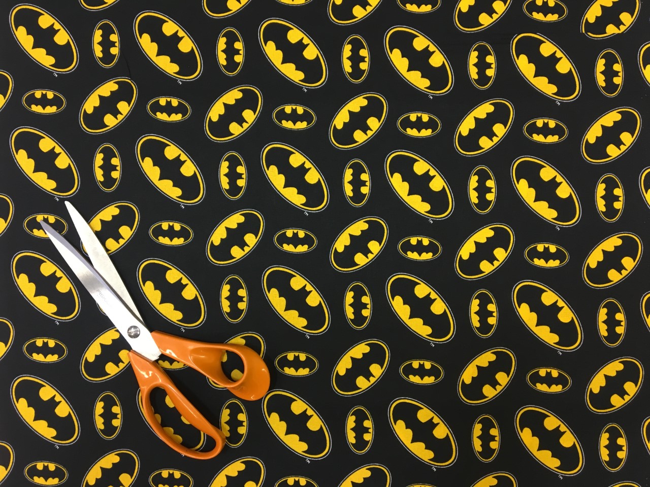 Batman Sign Black Yellow P42