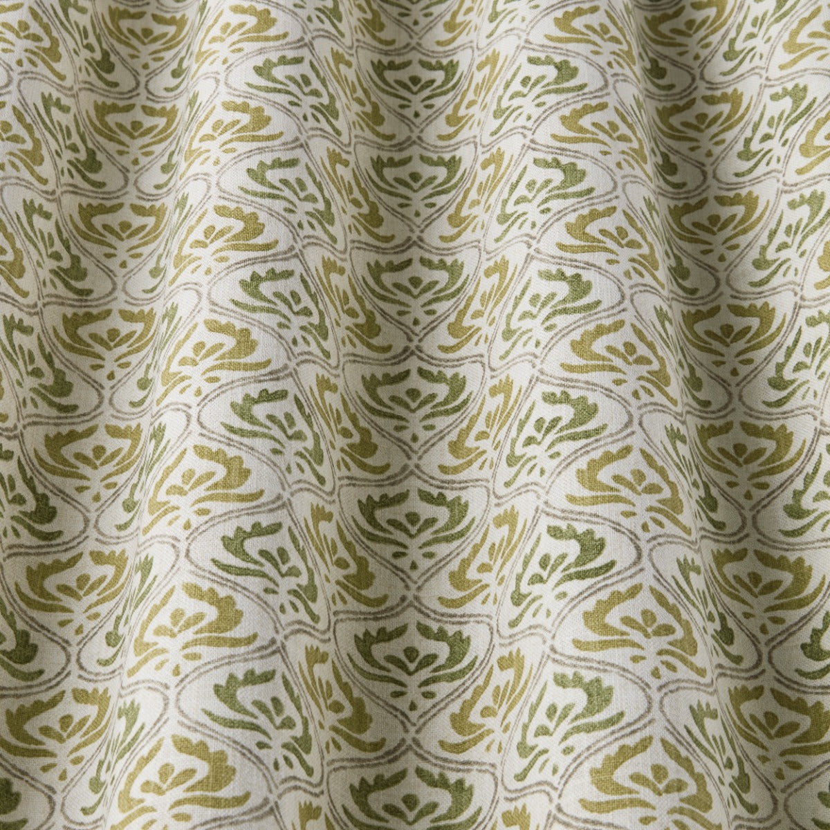 iLiv Pushkar Pistachio