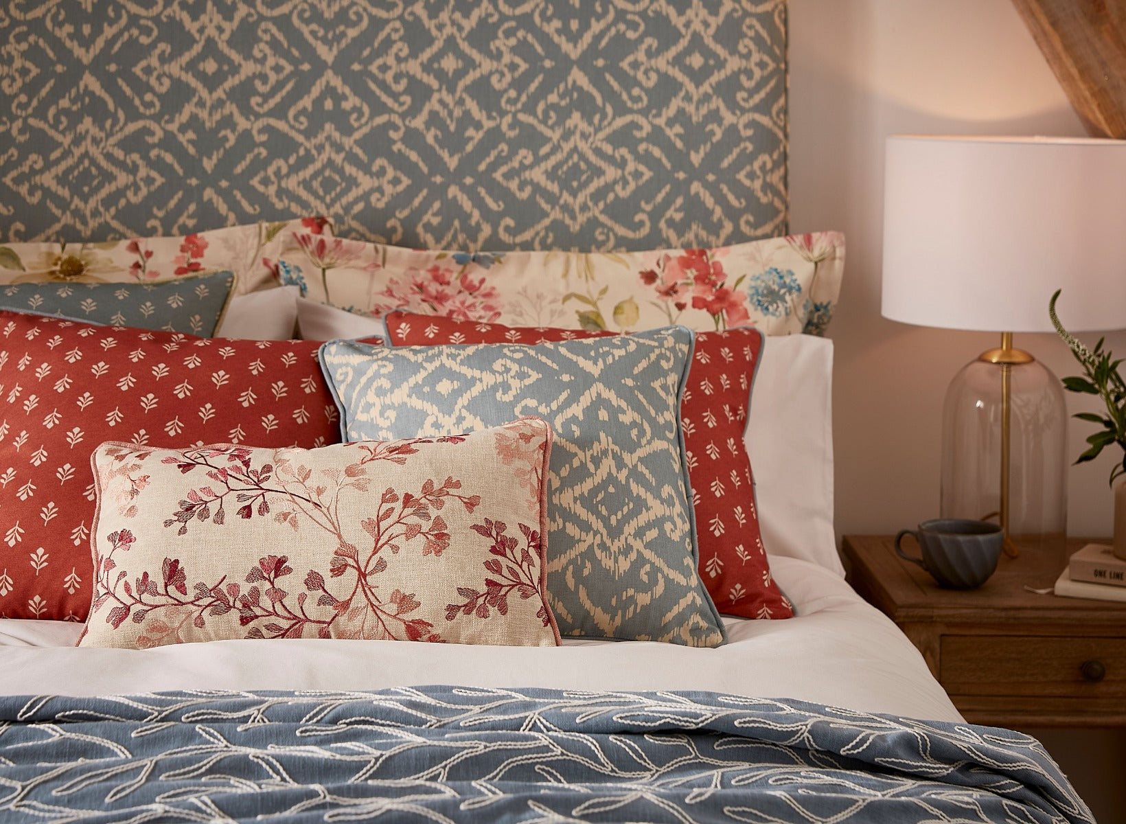 iLiv Wild Garden Cotton Chintz