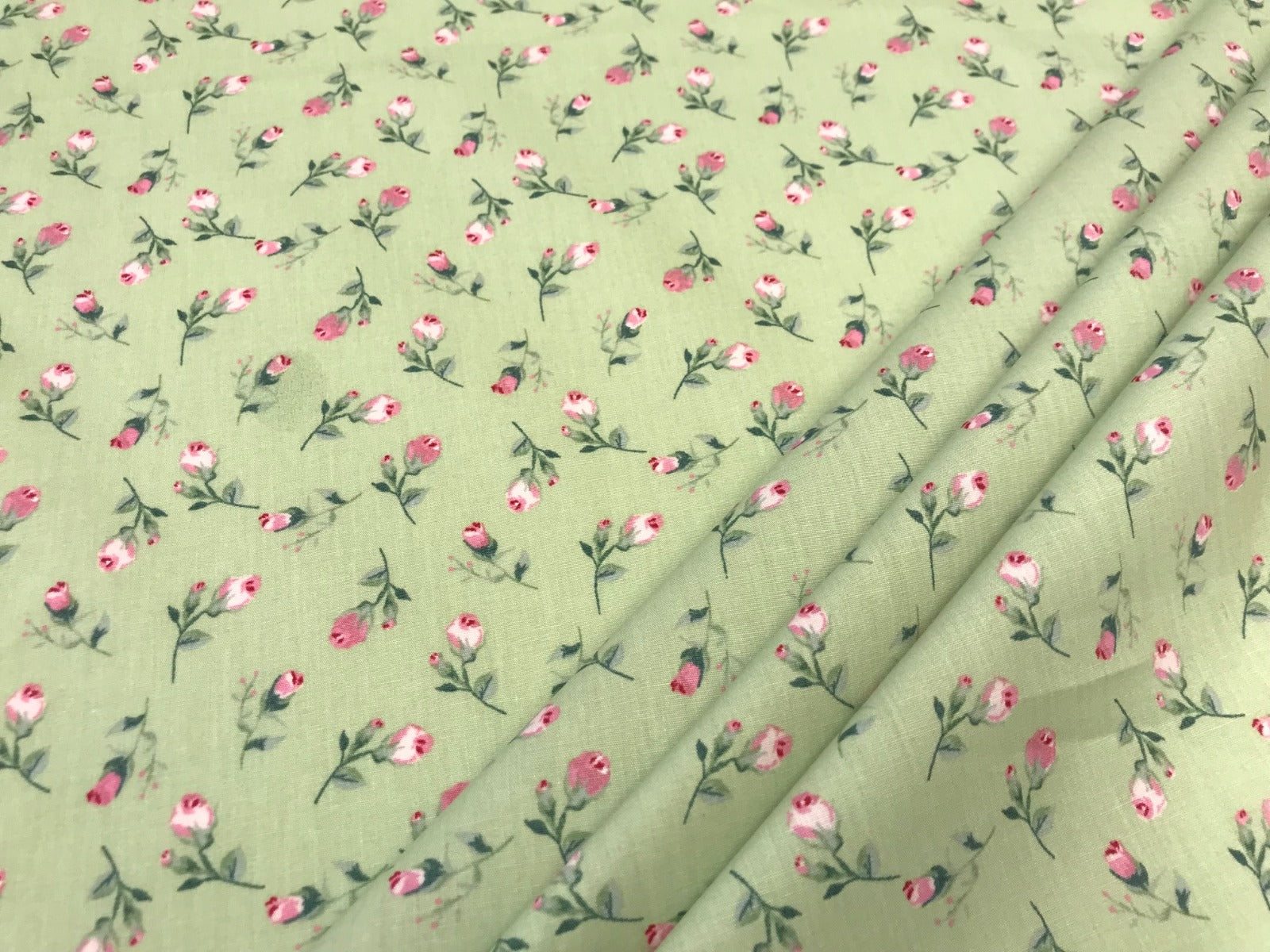 Rosebud Cotton Poplin Green Pink C456