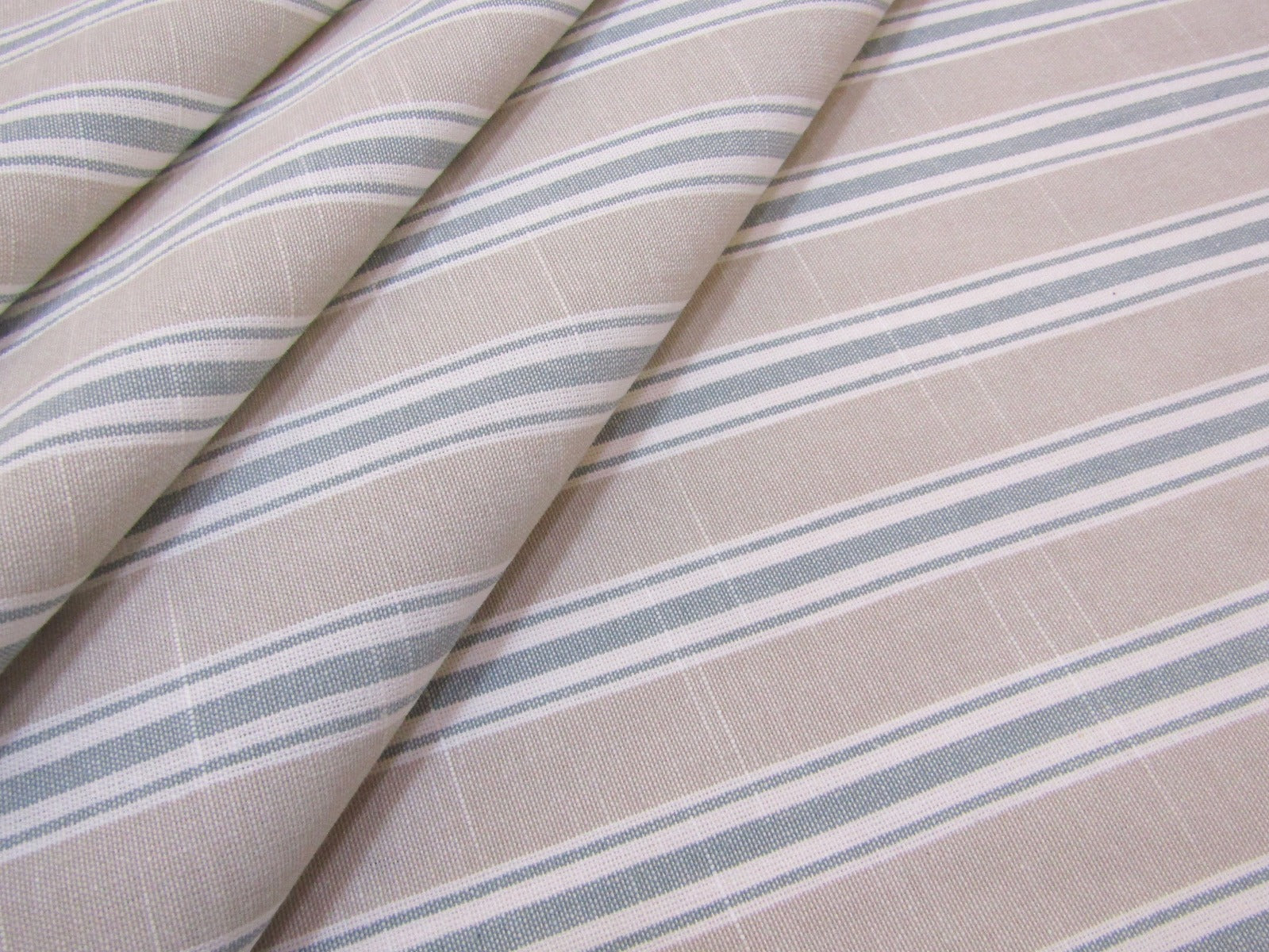 Clarke & Clarke Thornwick Mineral