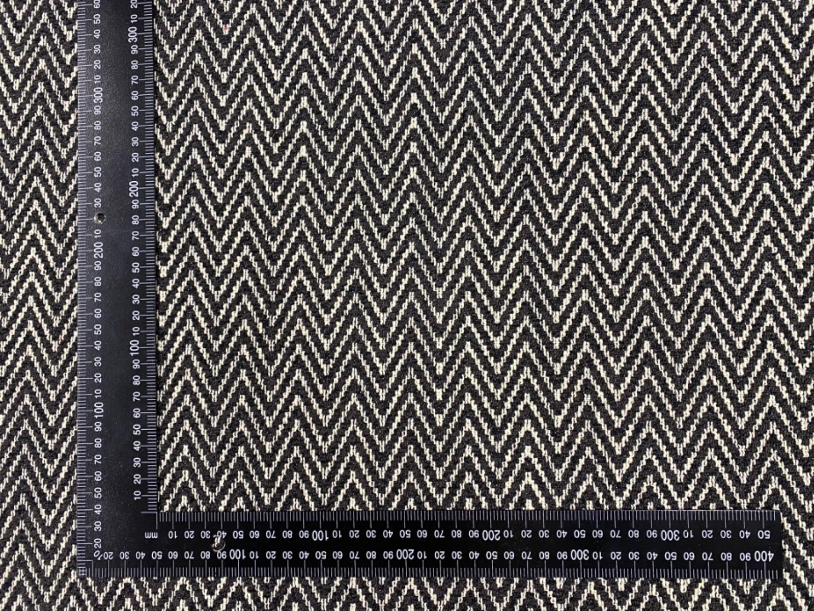 S249 Copenhagen Herringbone Ebony