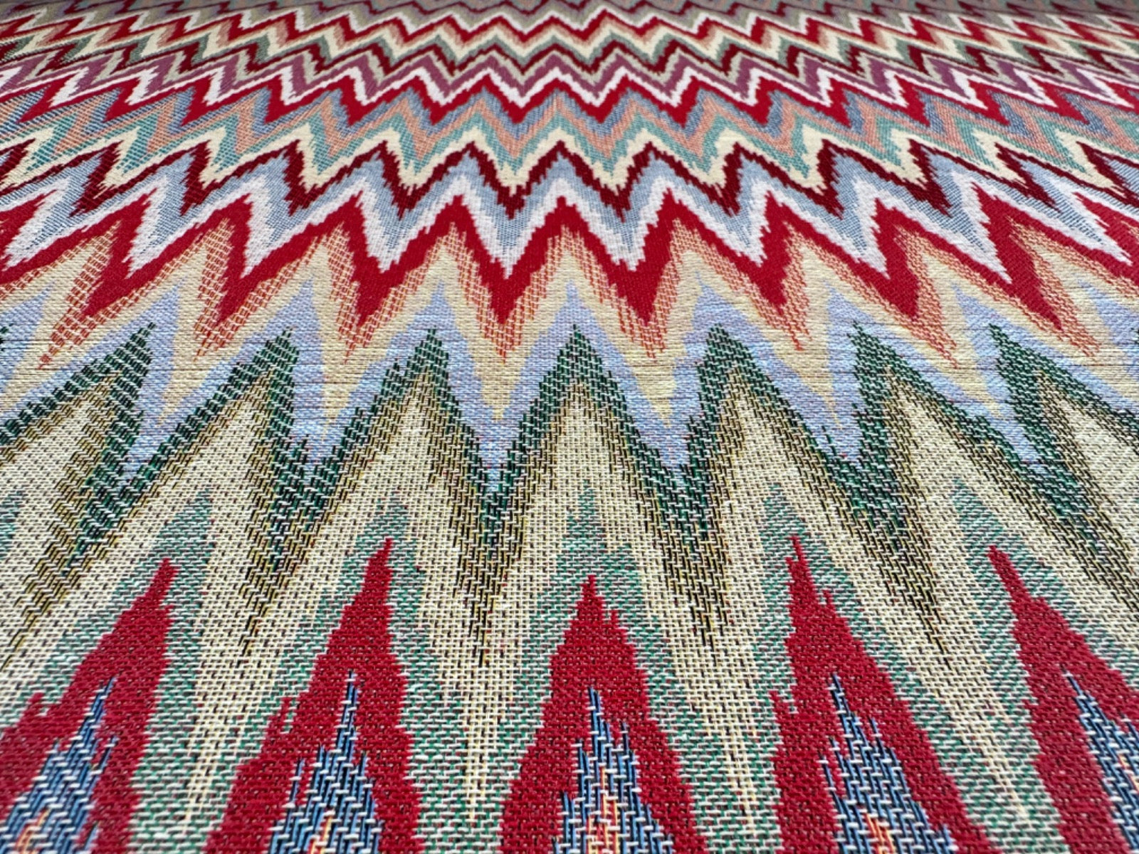 S263 Zig Zag Outdoor Tapestry Multi