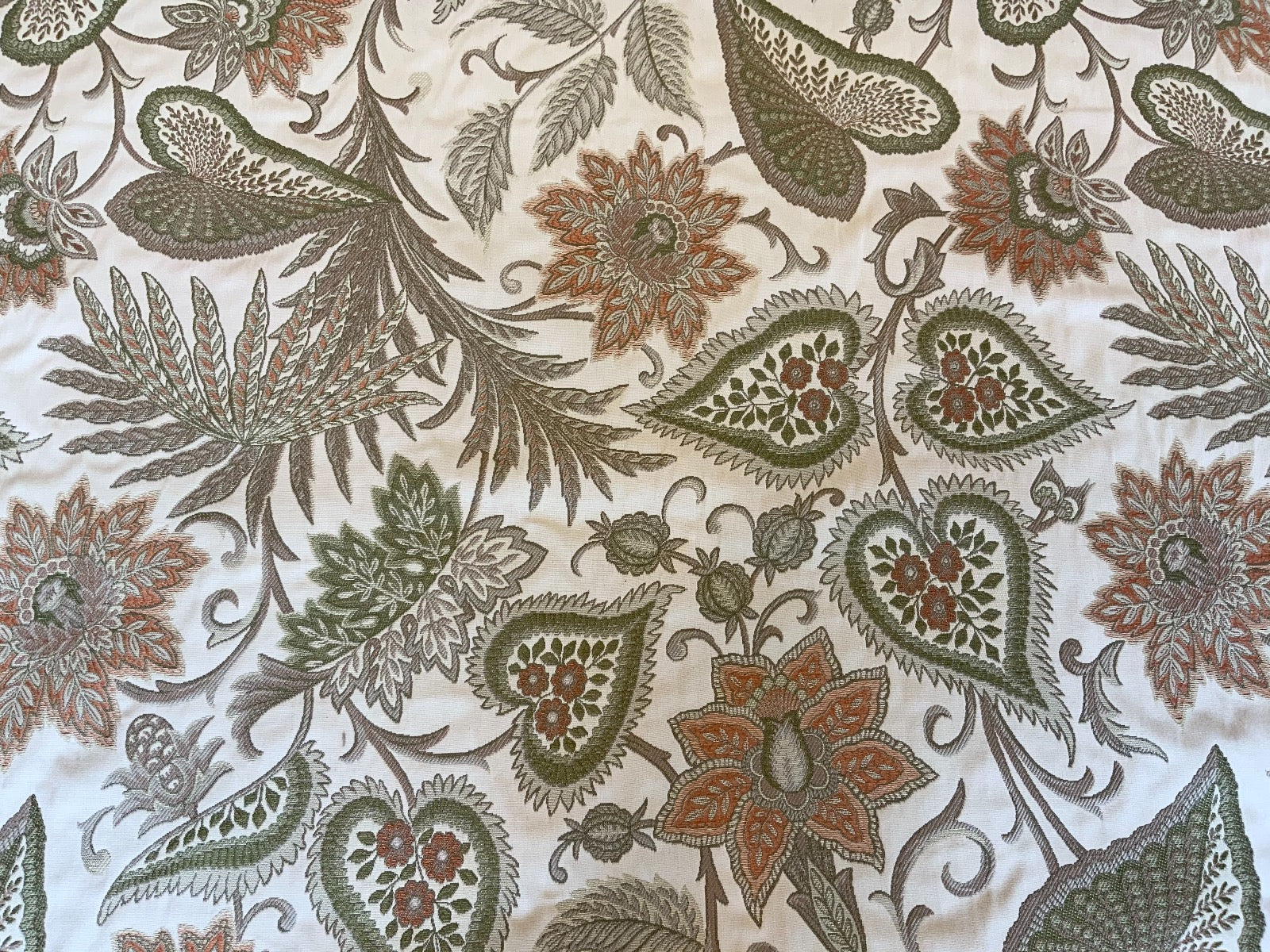 iLiv Etienne Henna