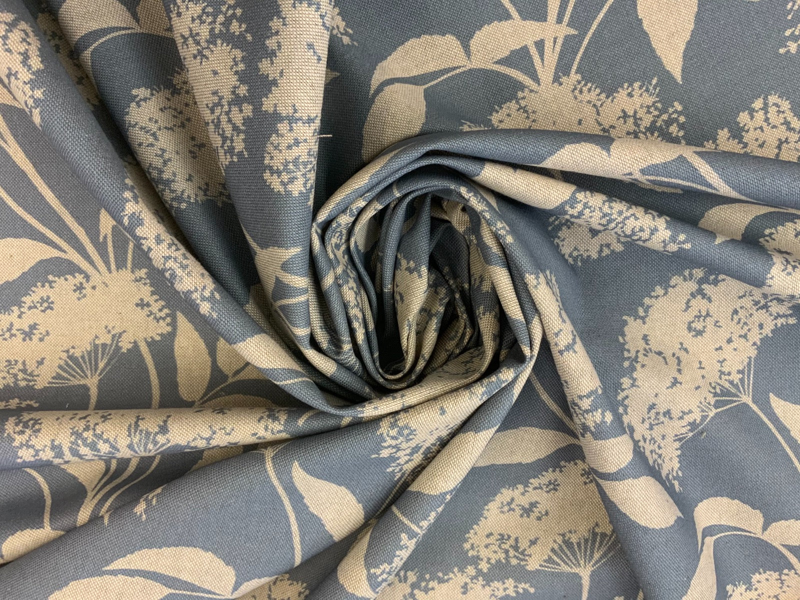 S184 Elderflower Blue