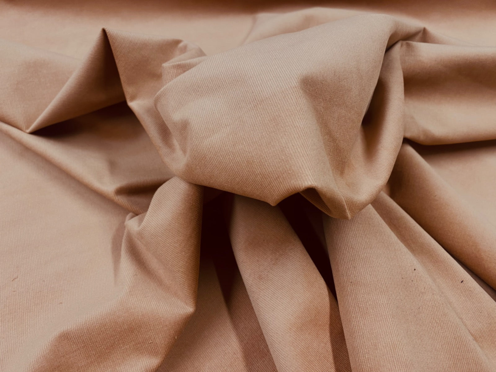 F355 Ex Designer 21 Wale Needlecord With Stretch Peach