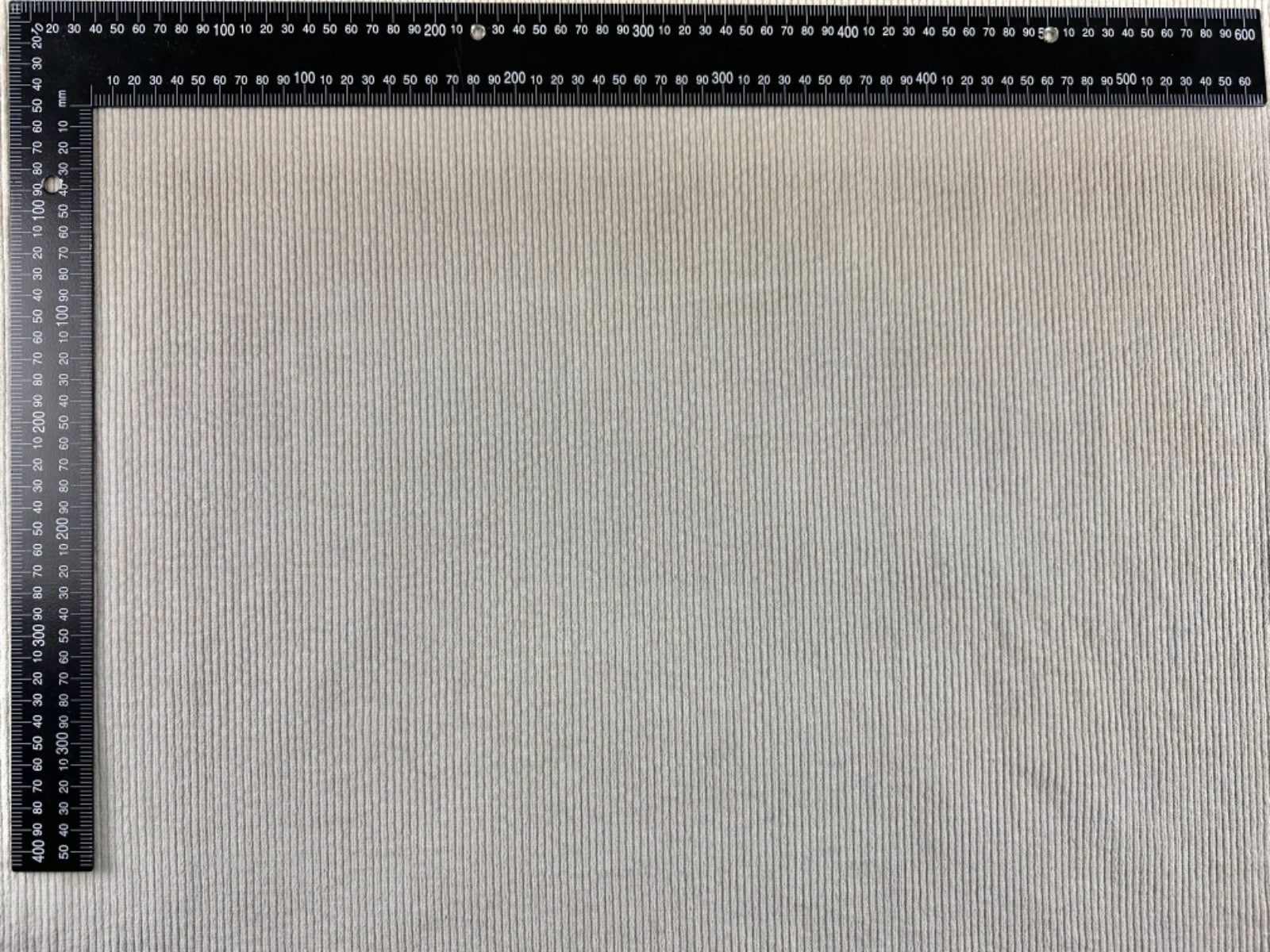 W24 Super Soft Stretch Corduroy Natural