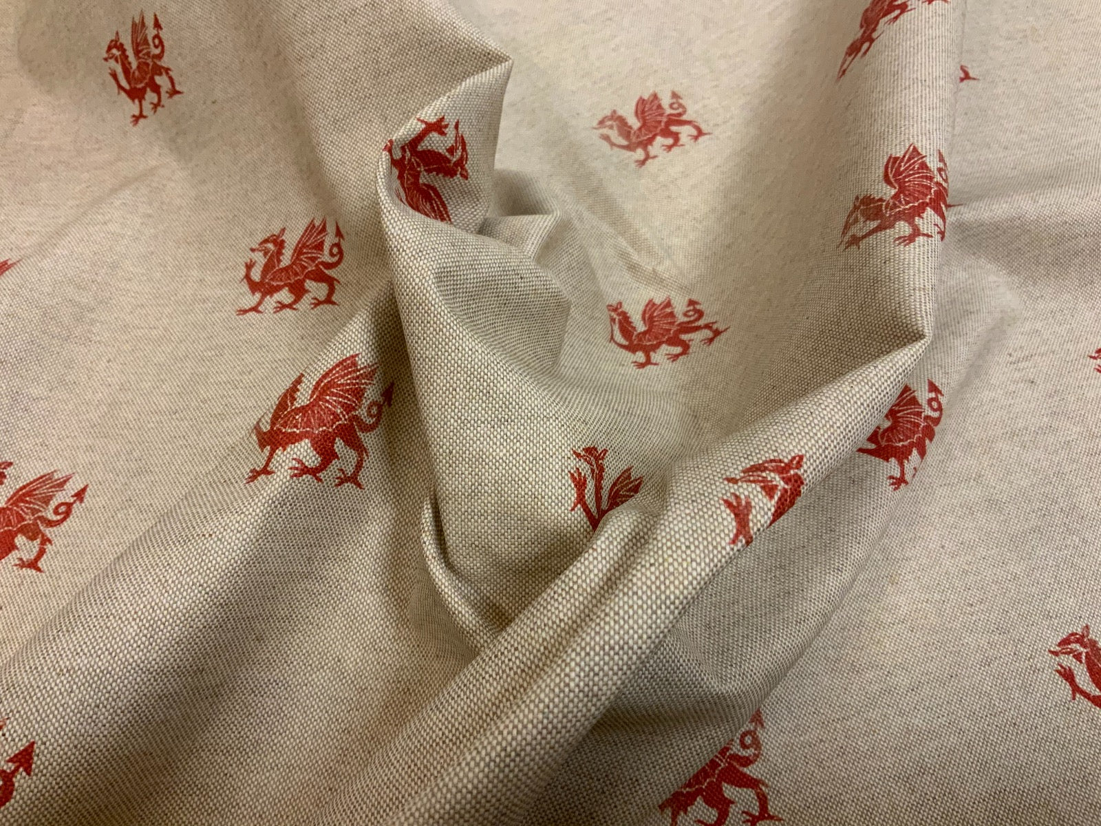Welsh dragon stamp Oilcloth S63