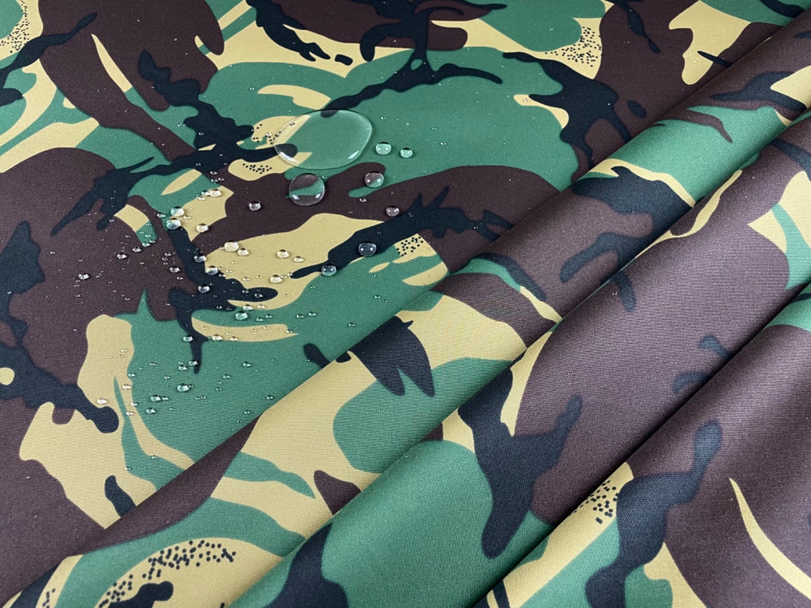 7oz Soft handle Waterproof PU Camouflage J37