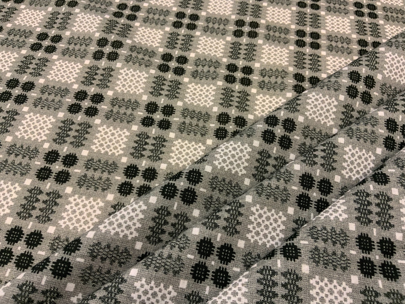 S77 Grey Mini Dress Weight Welsh Blanket