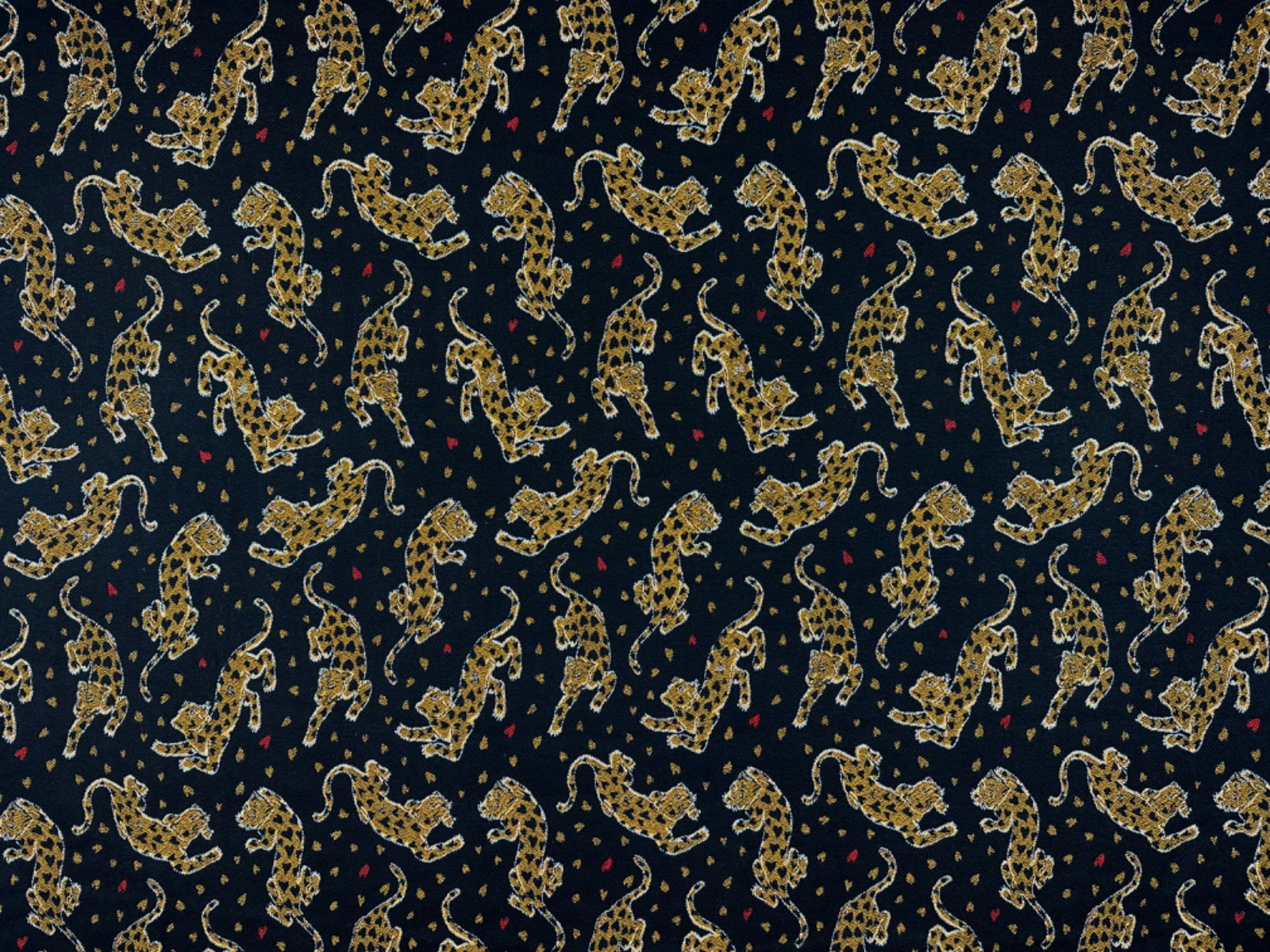 H331 Leopard Tapestry Metallic Hearts Noir
