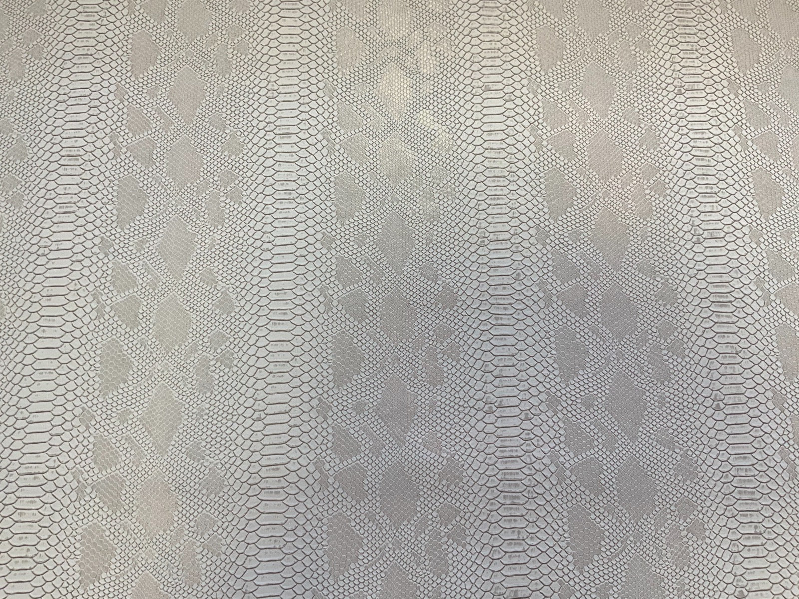 H34 White Snakeskin Leatherette