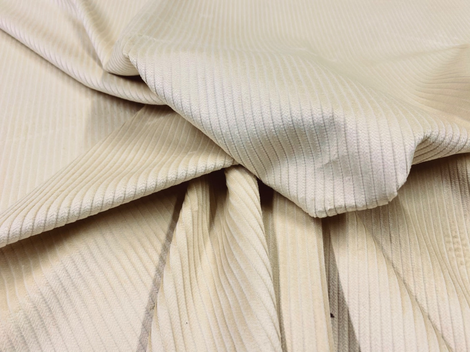 F361 Ex Designer 5 Wale Corduroy Buttercream