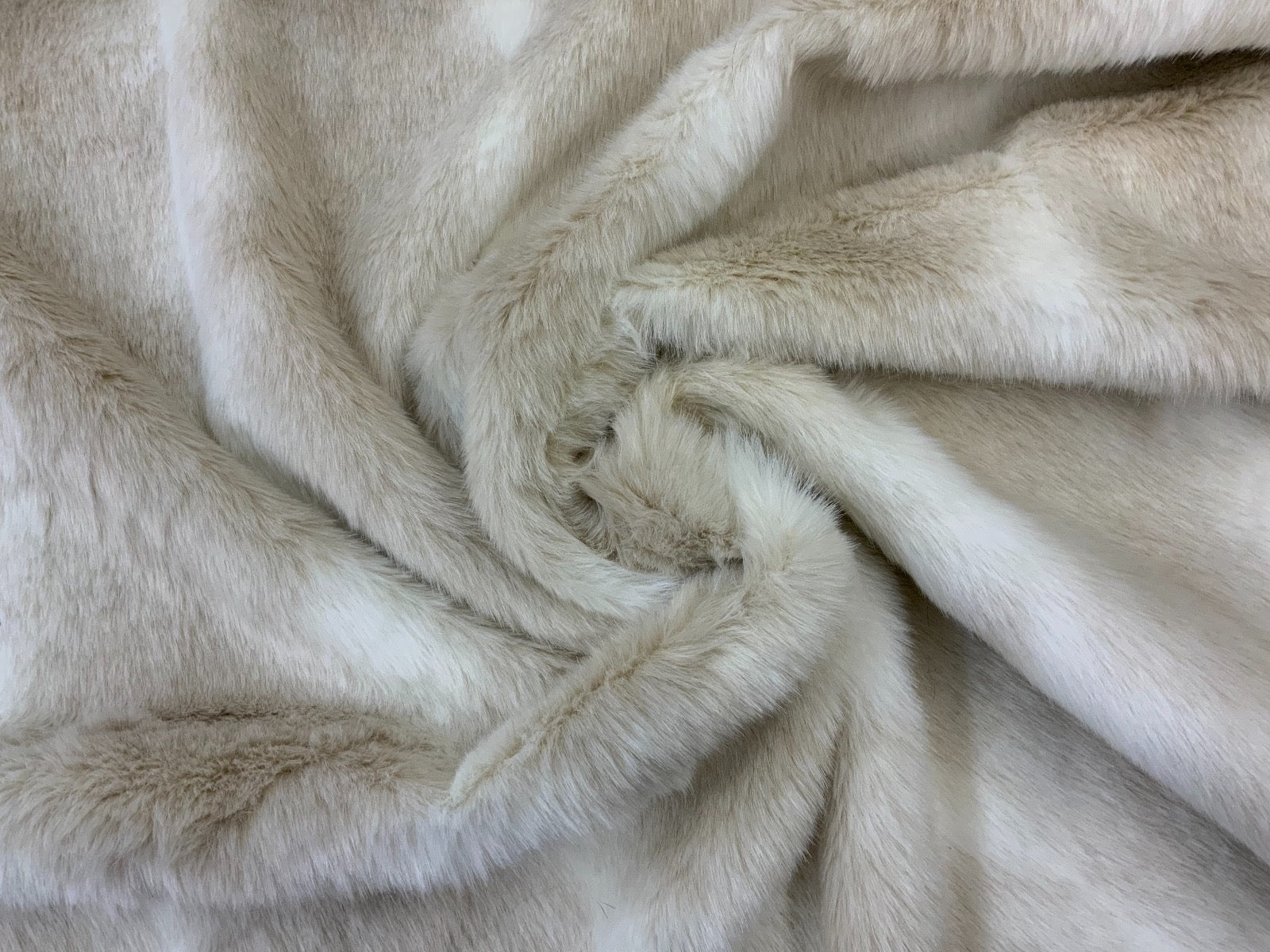 Luxury Snow Rabbit Faux Fur Tex Ex 2499