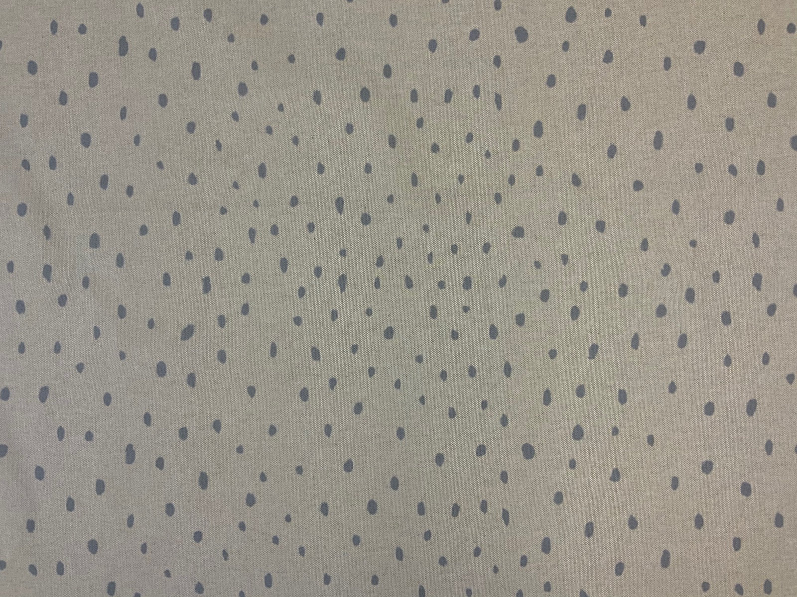 S143 Grey Spotty Paint Oilcloth