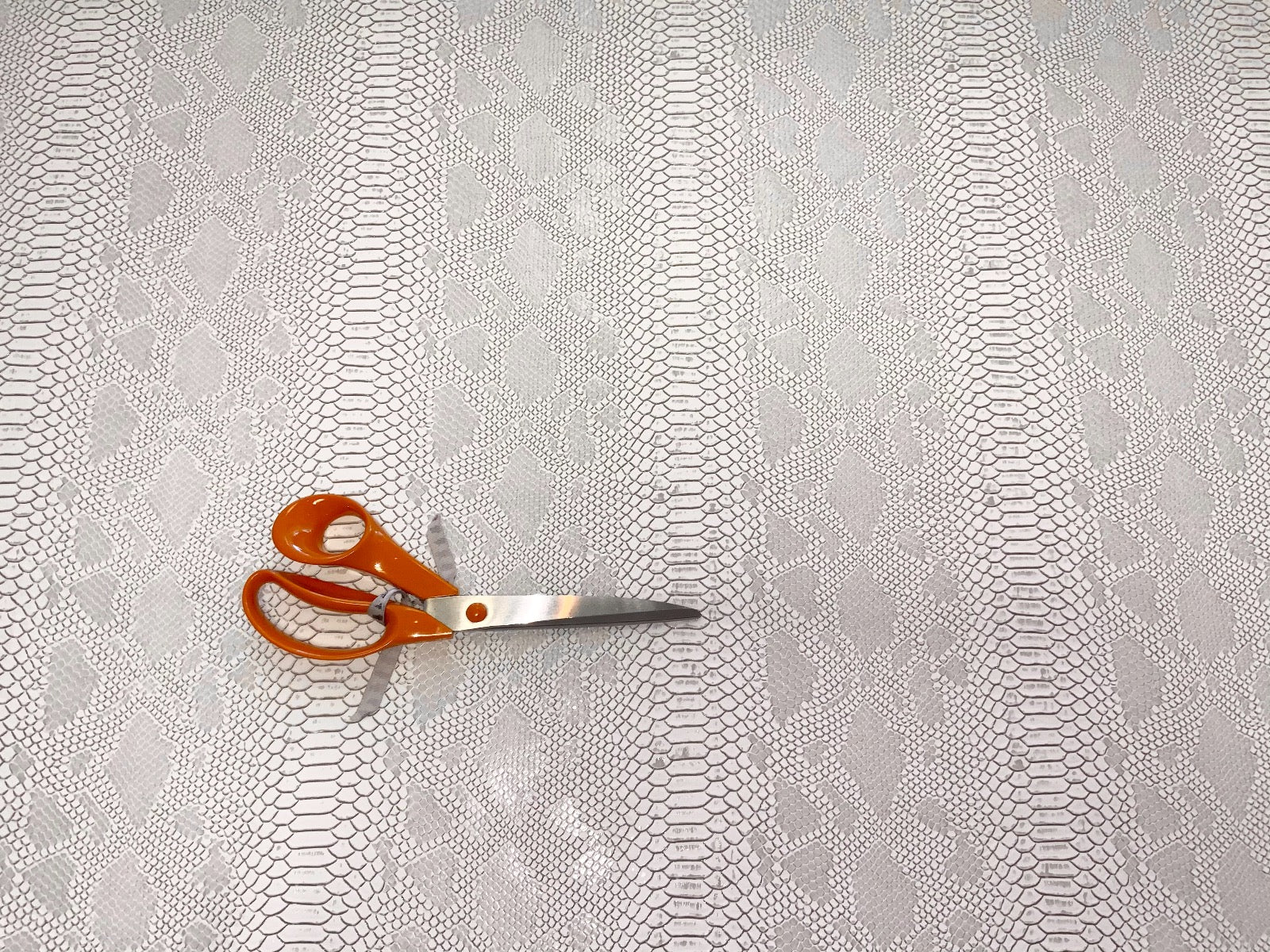 H34 White Snakeskin Leatherette