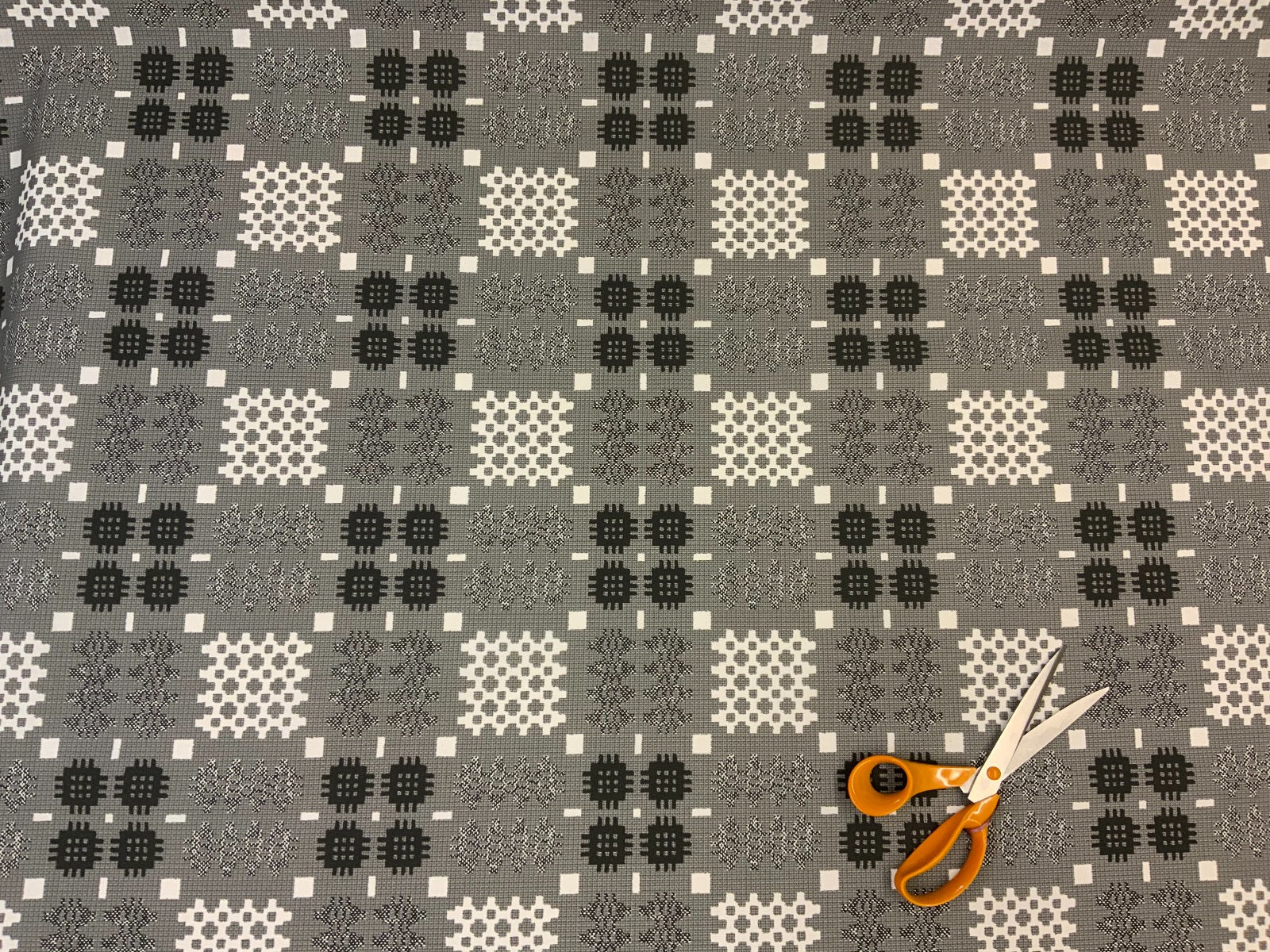 S177 Outdoor Water Repellent Welsh Blanket Grey