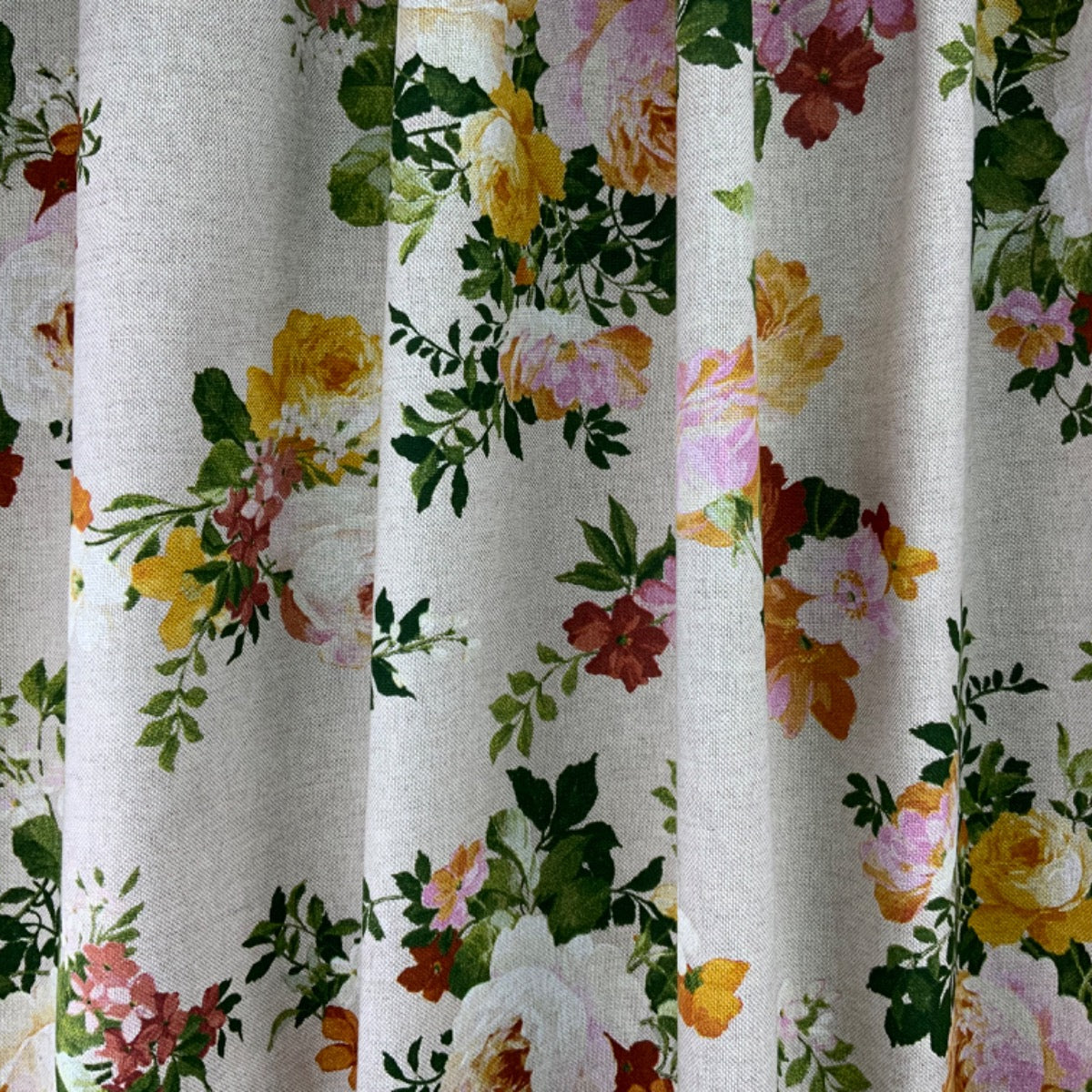 T478 Vintage Roses Apricot Linen