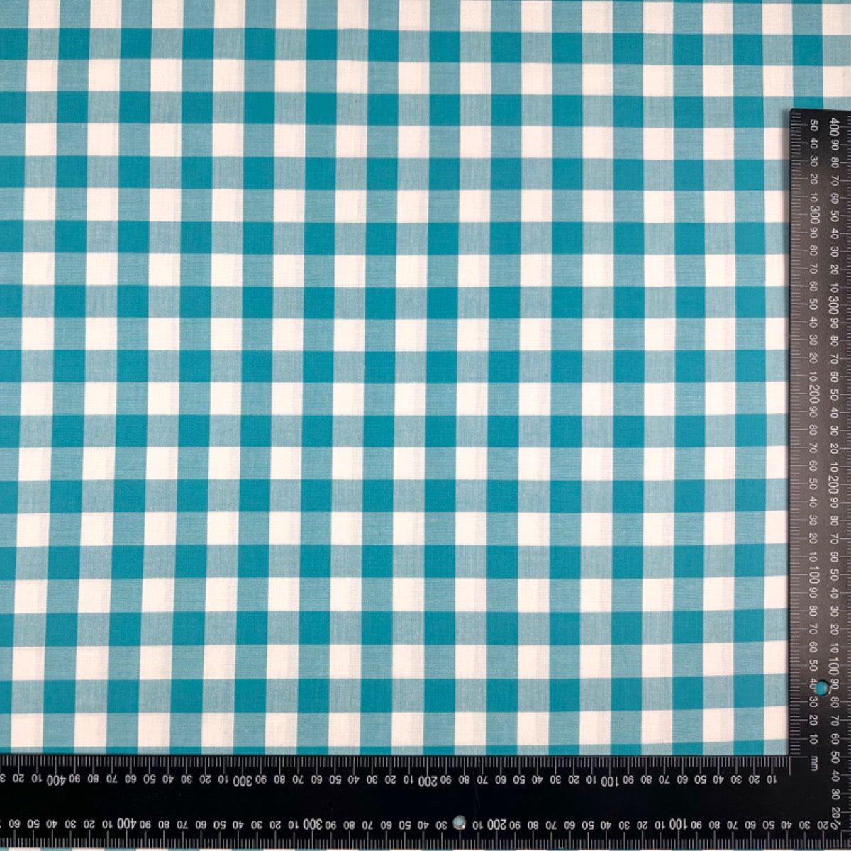 C782 17mm Woven Cotton Gingham Turquoise Fabric scale