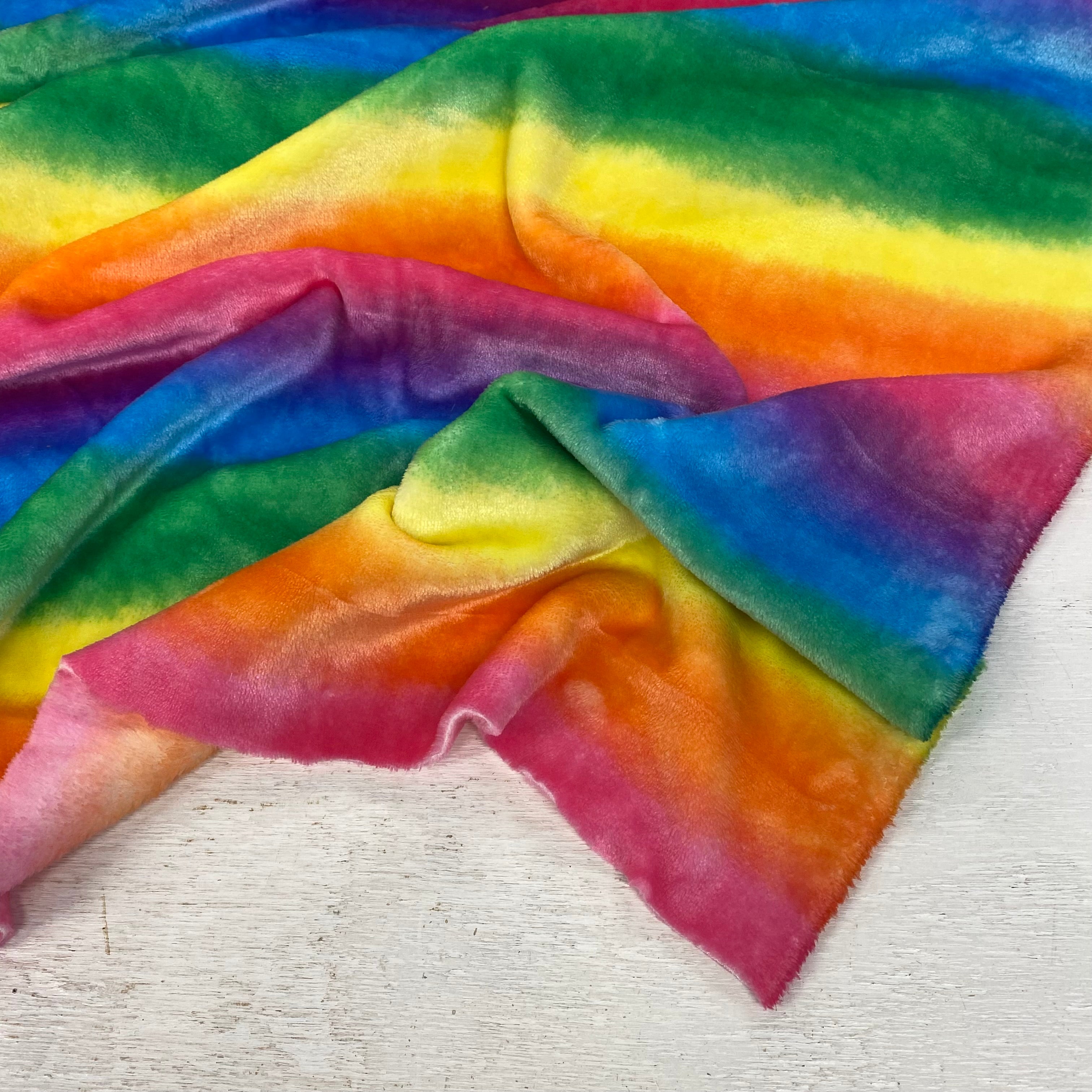 I528 Rainbow Cuddle Fleece Fabric Gathered